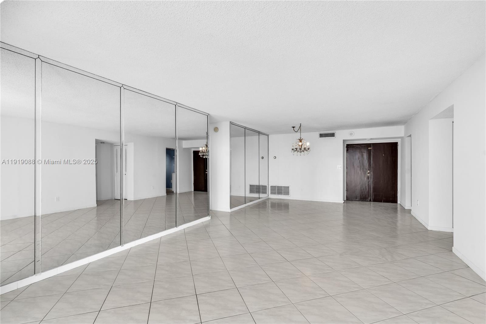 1420 Brickell Bay Dr # 608B