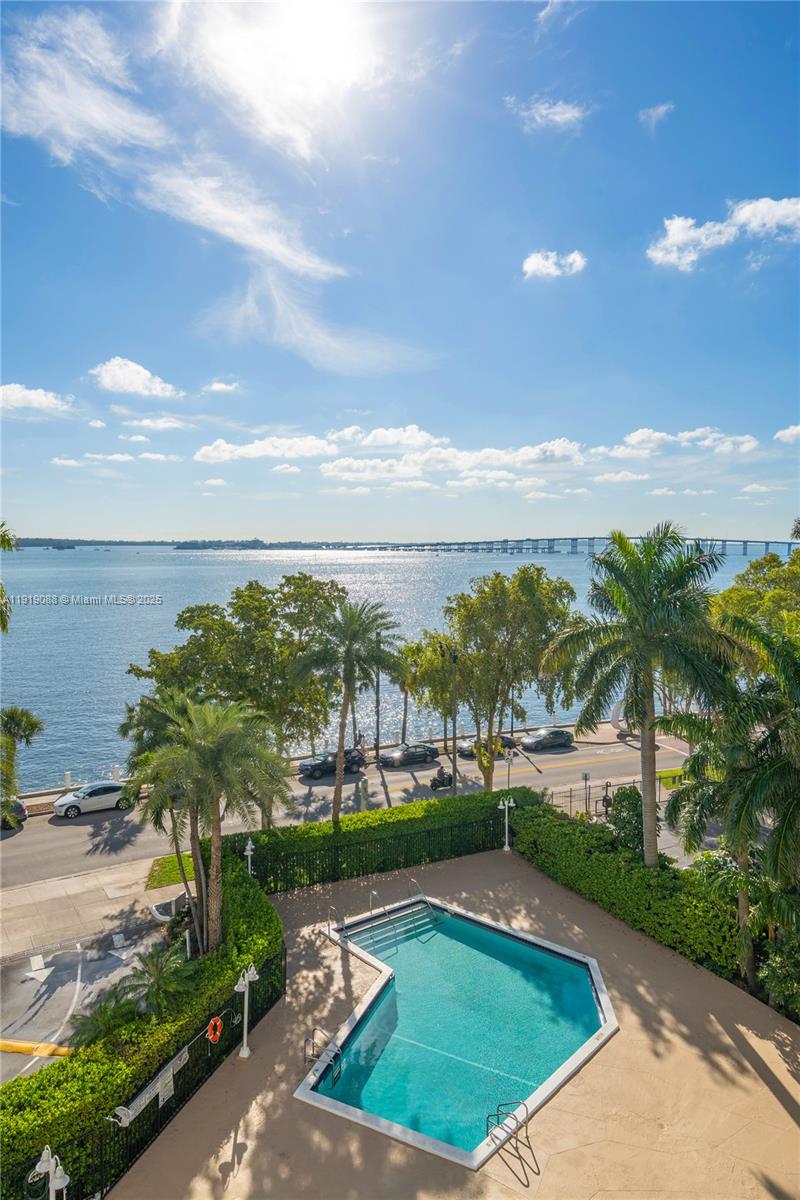 1420 Brickell Bay Dr # 608B