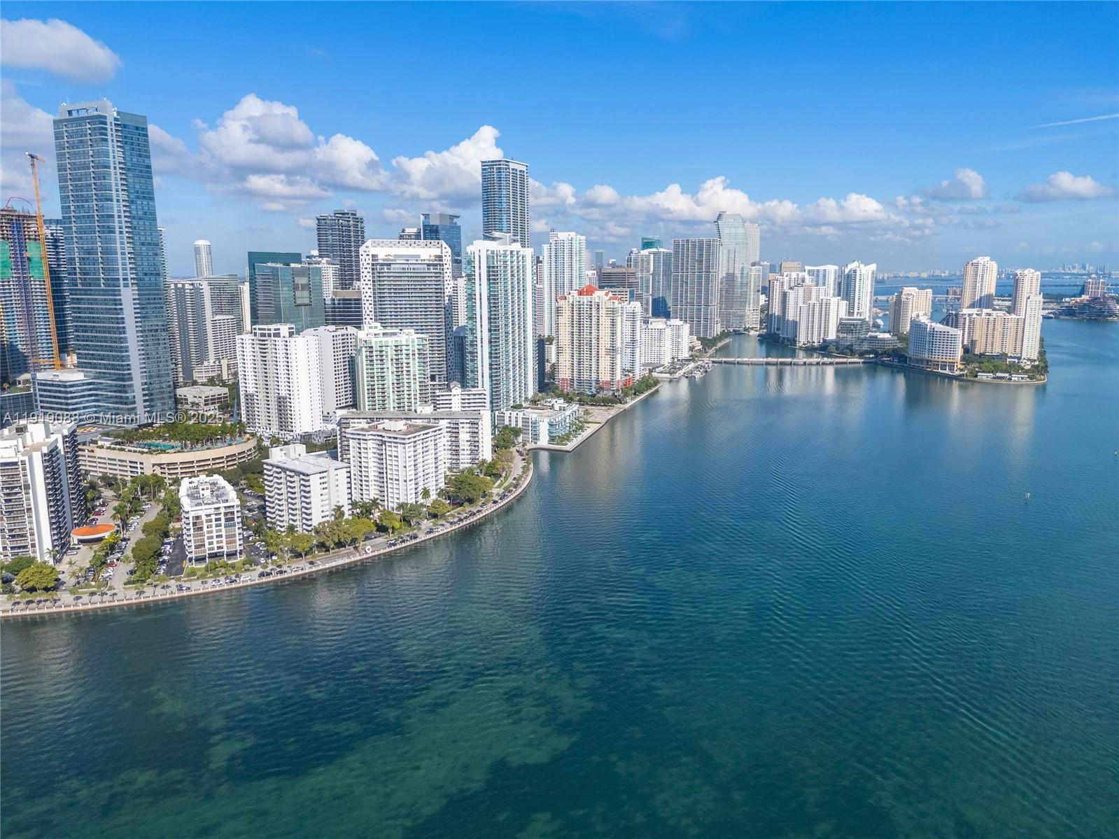 1420 Brickell Bay Dr # 608B