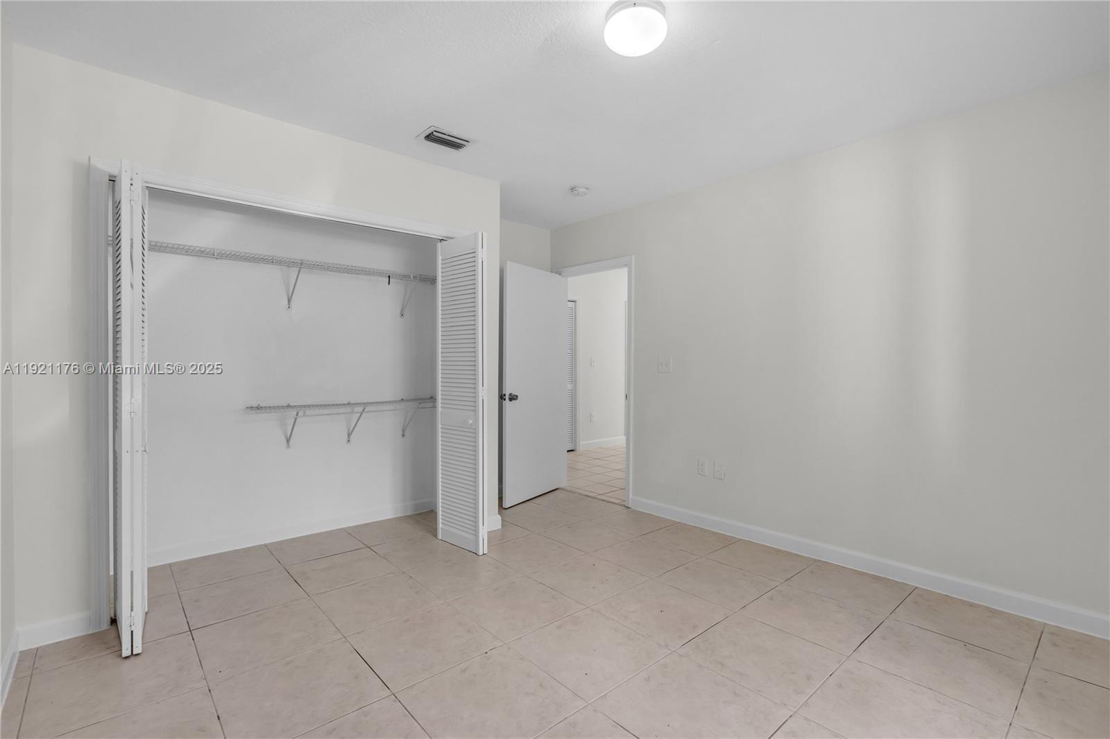 2815 SW 39th Ave # 2817