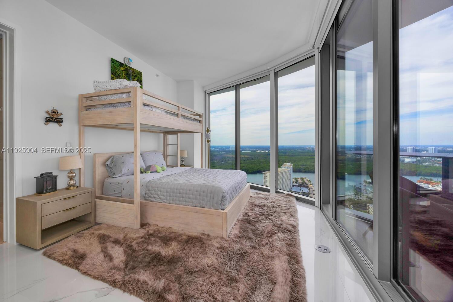 15701 Collins Ave # 3701