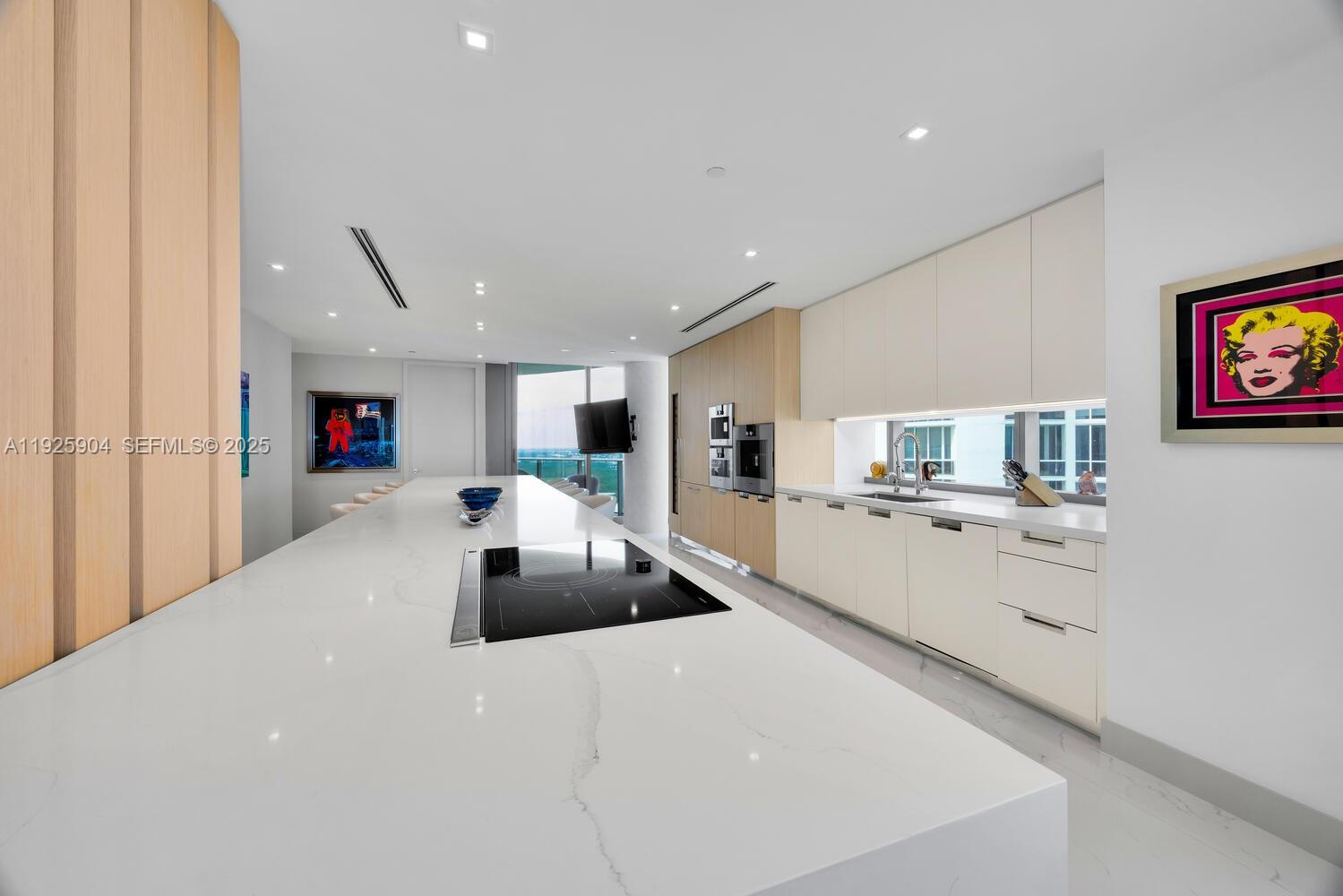 15701 Collins Ave # 3701