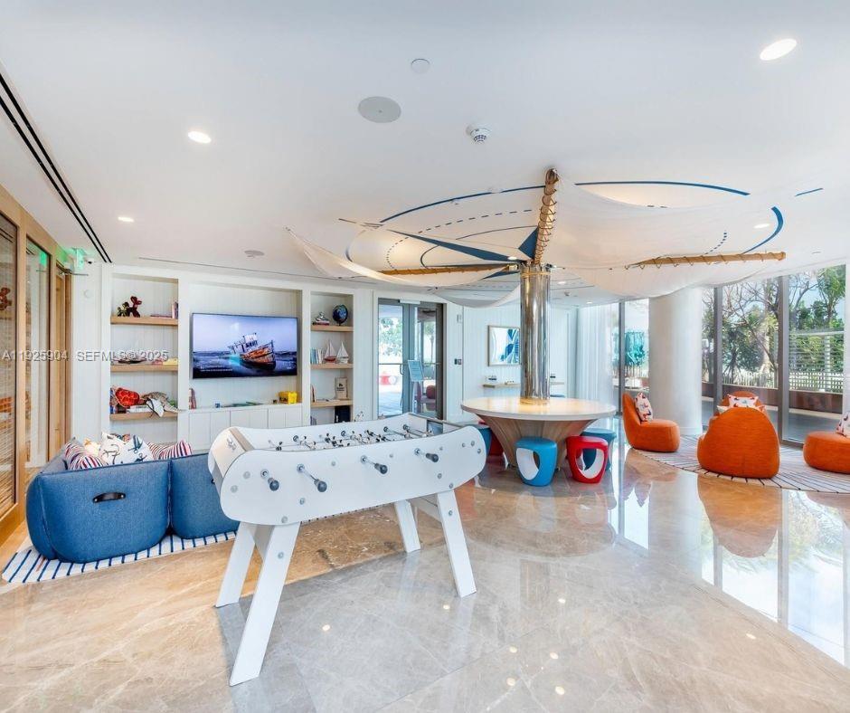 15701 Collins Ave # 3701