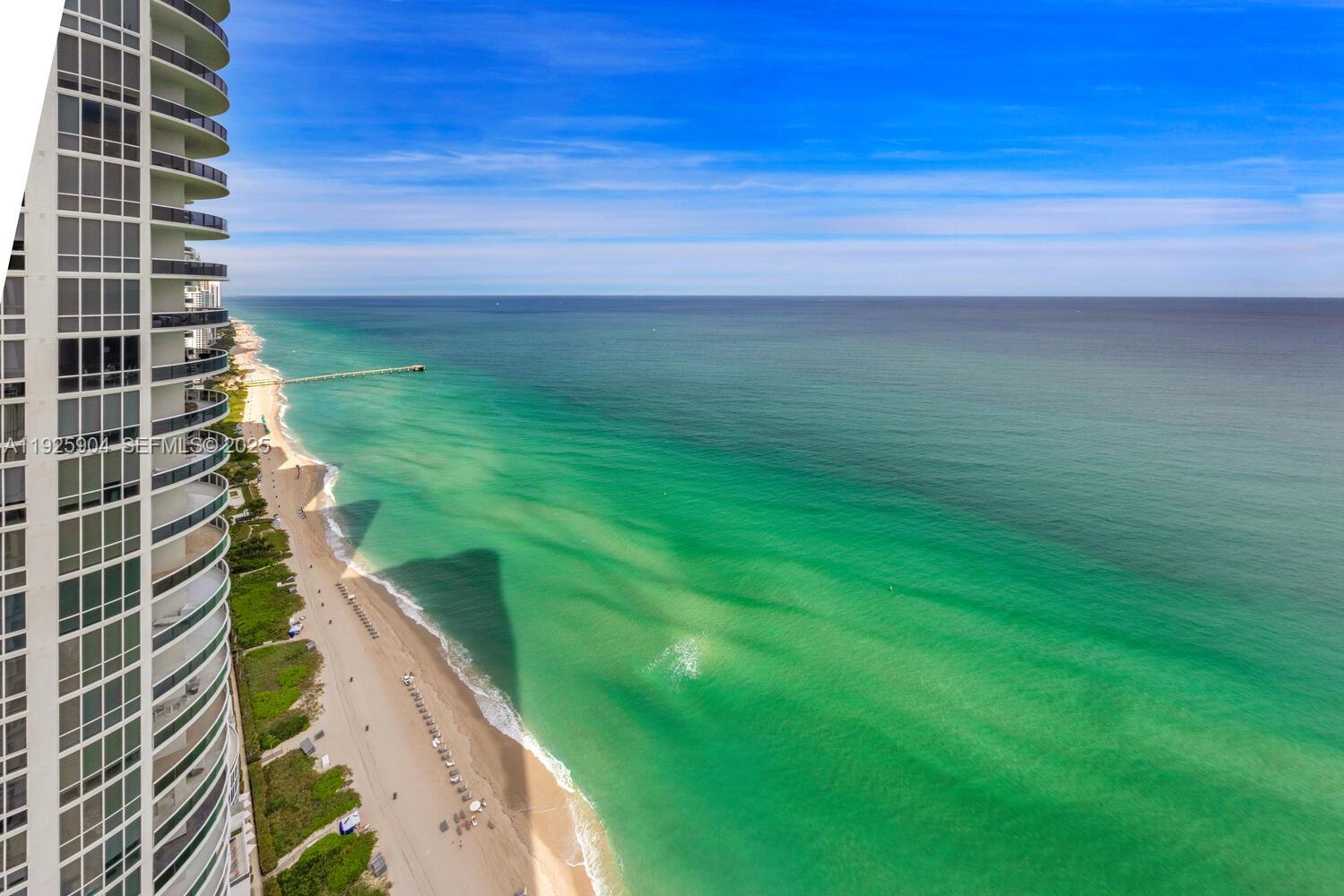 15701 Collins Ave # 3701