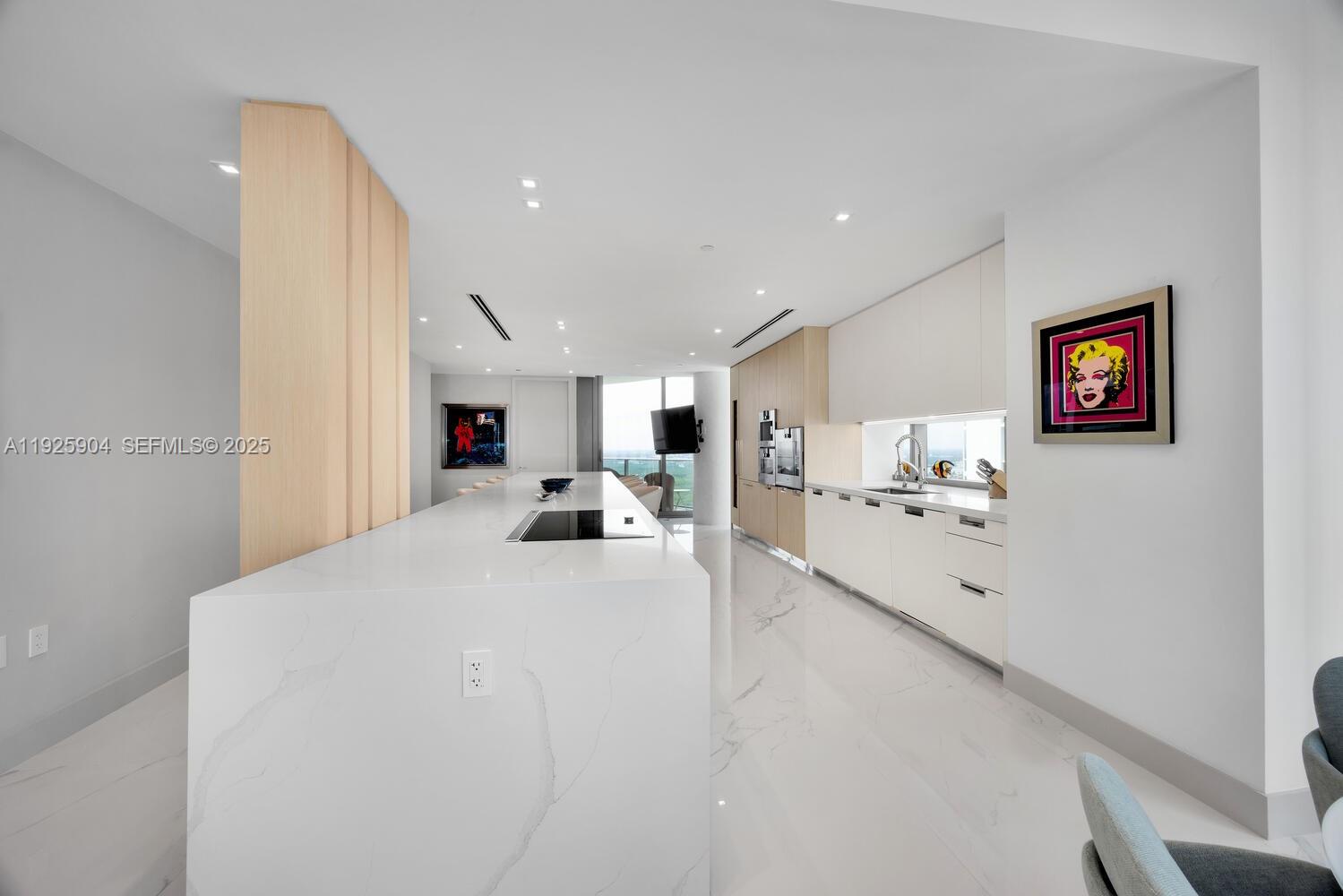 15701 Collins Ave # 3701