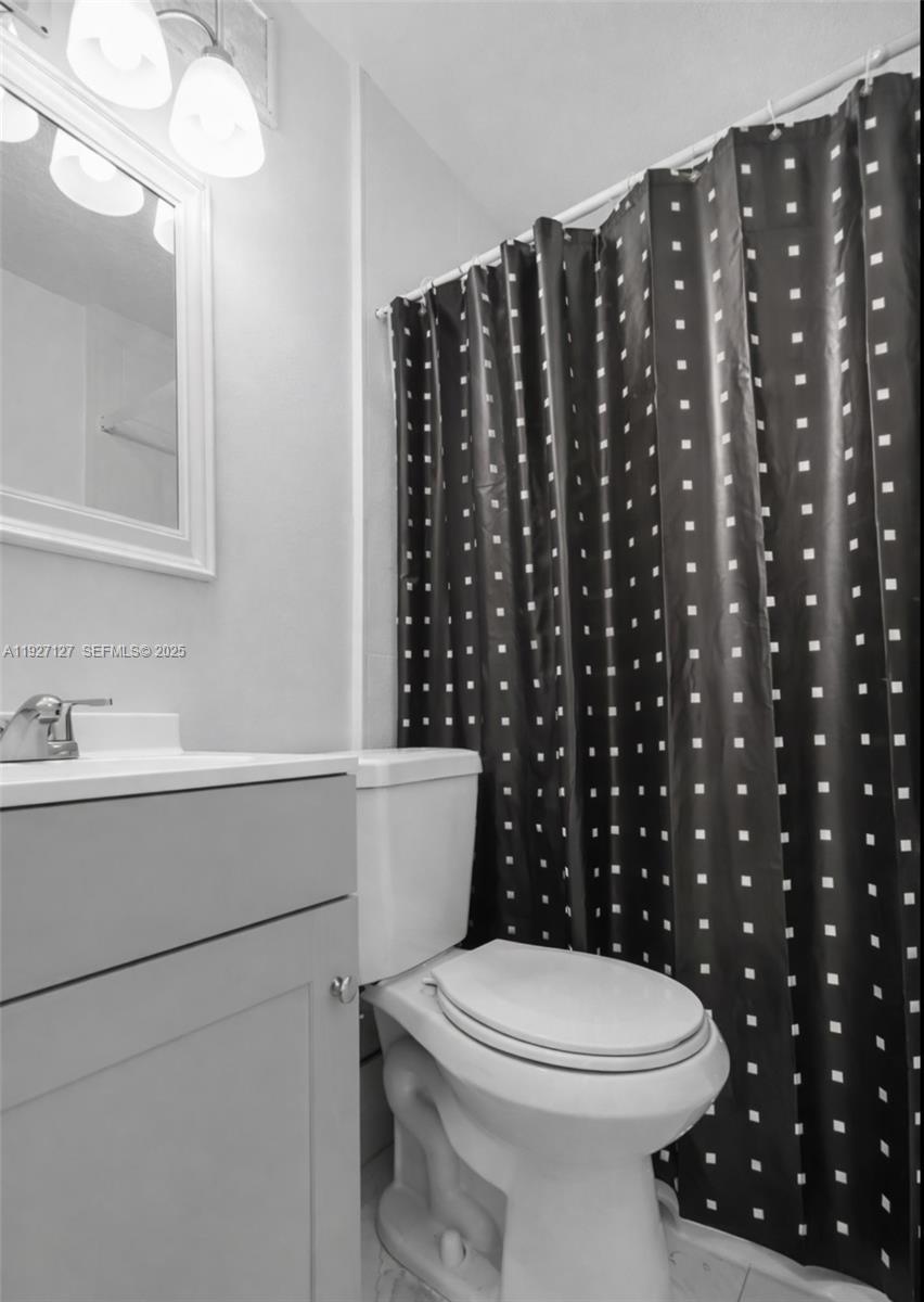 3601 SW 2nd St # 3601