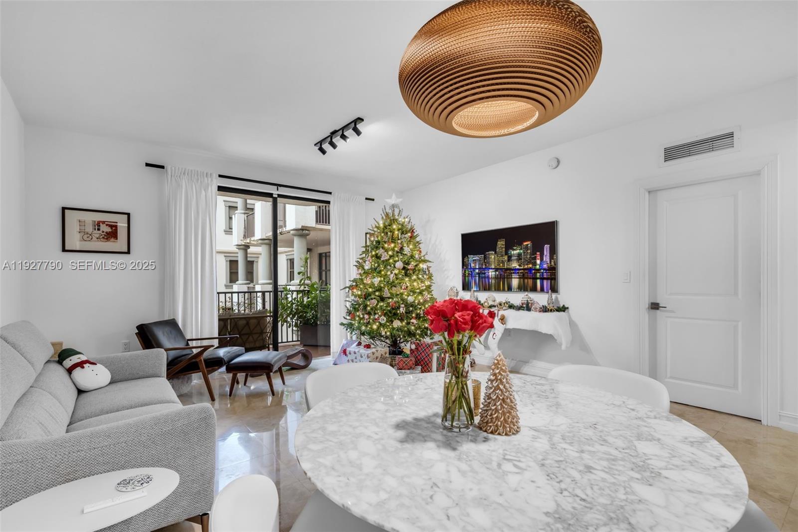 1650 Galiano St # 311