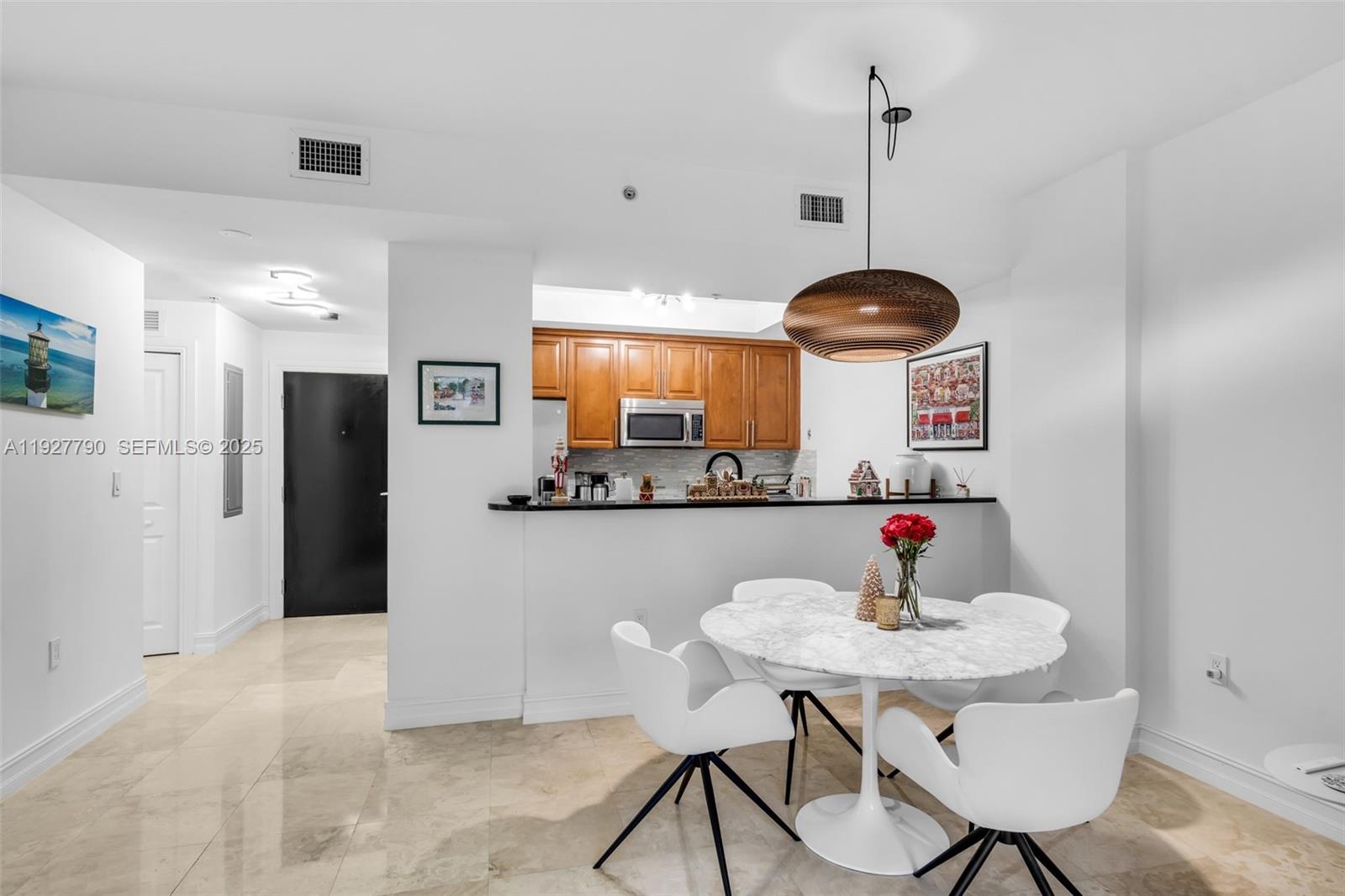 1650 Galiano St # 311