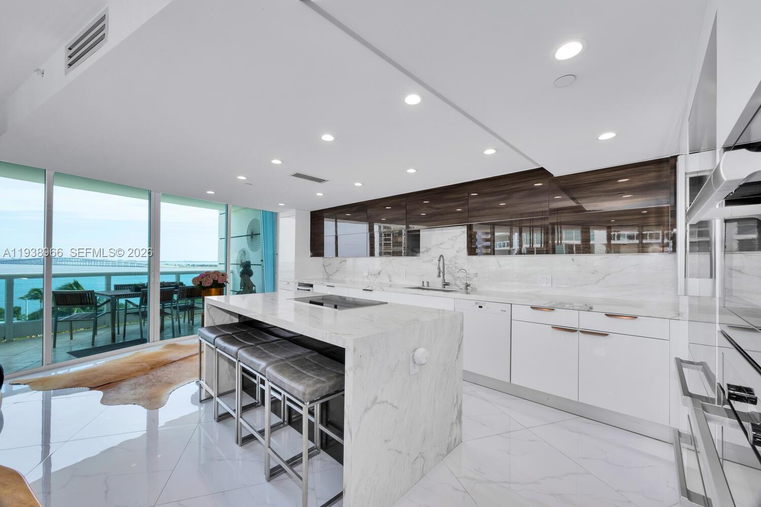 2127 Brickell Ave # 801