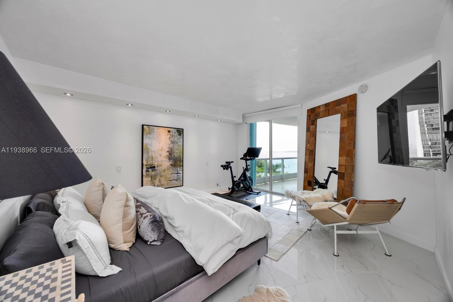 2127 Brickell Ave # 801