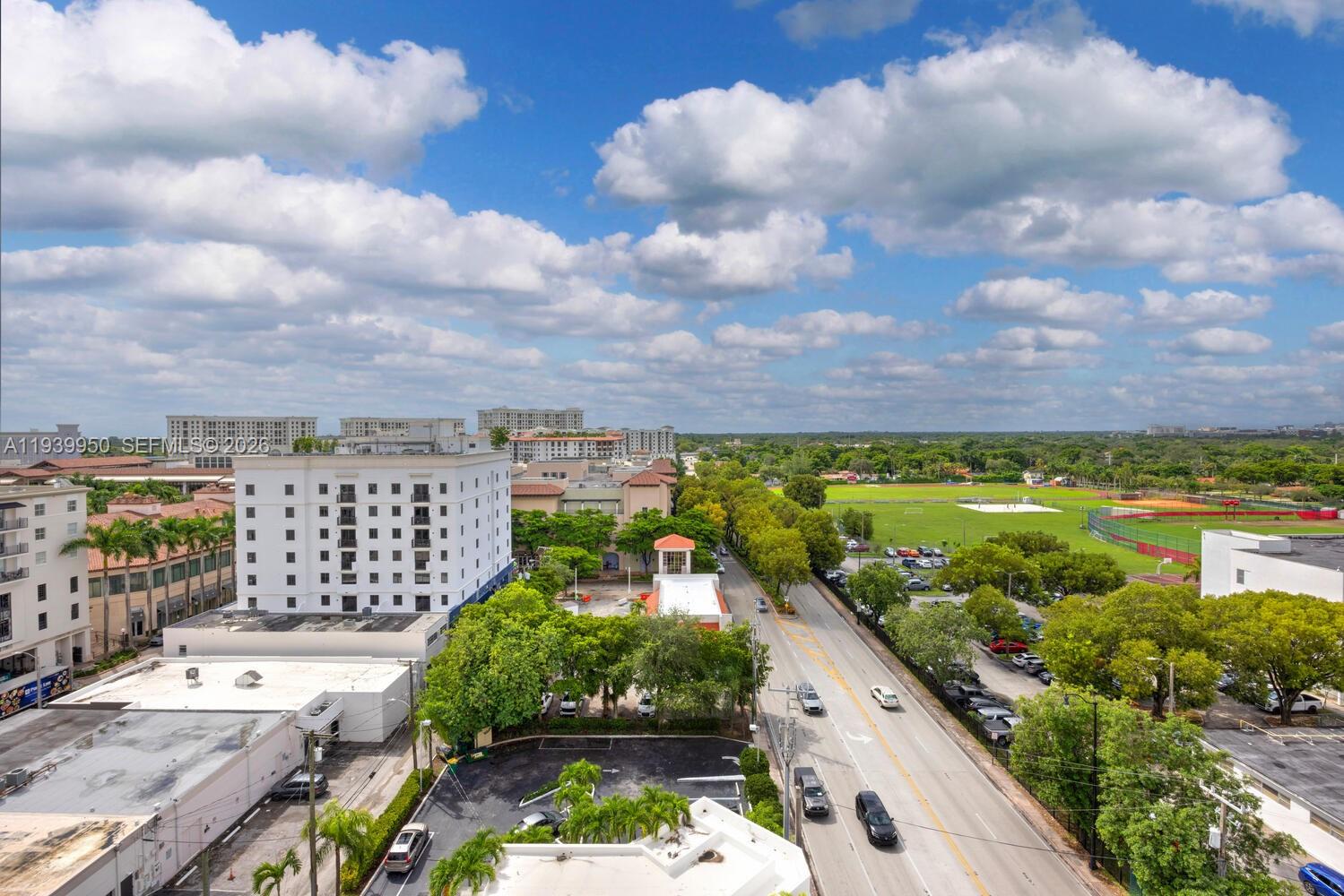 301 Altara Ave Unit: LPH914