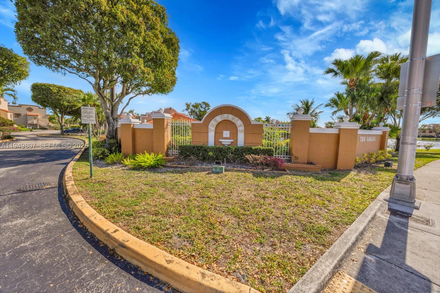 390 NW 86th Ct # 803