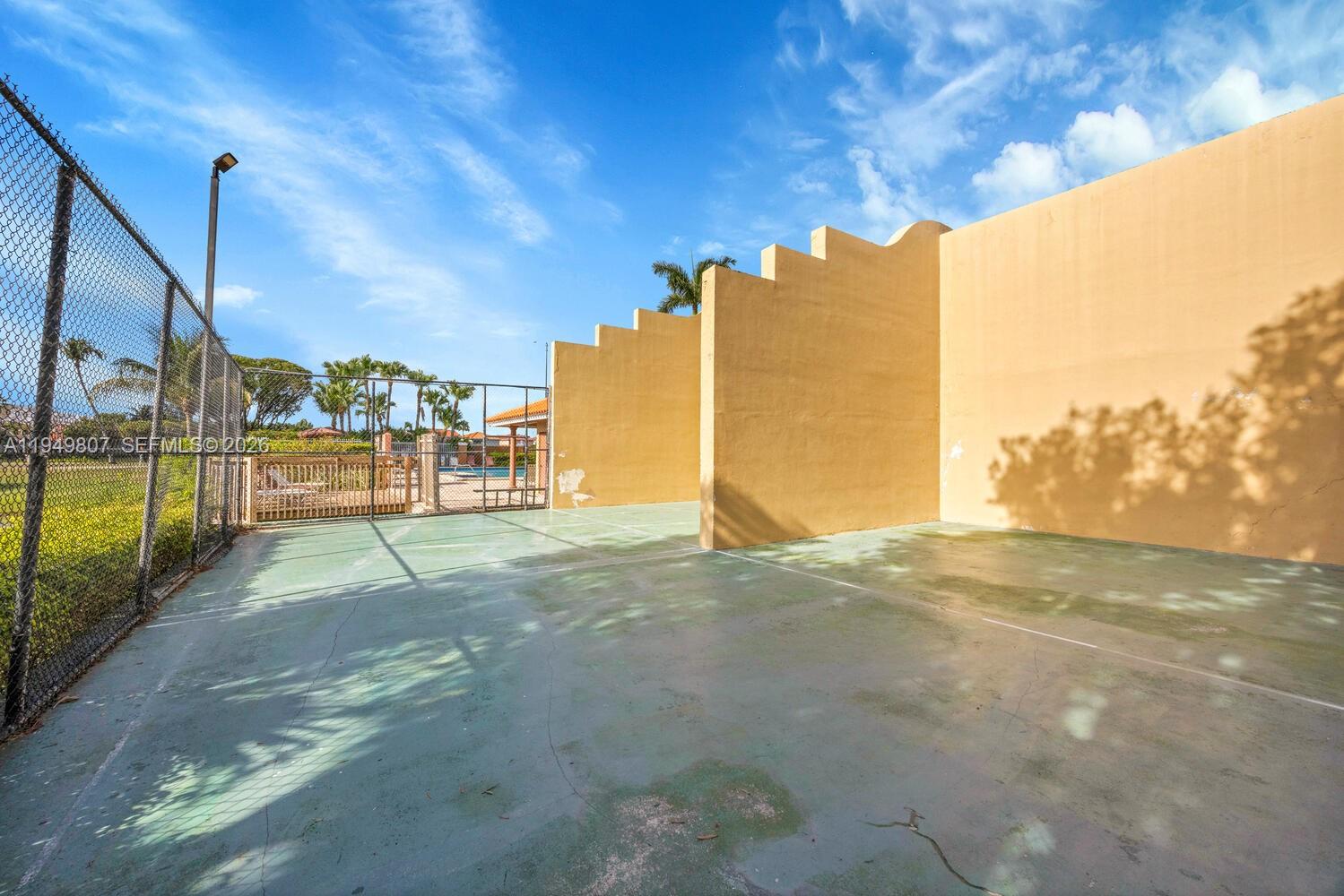 390 NW 86th Ct # 803