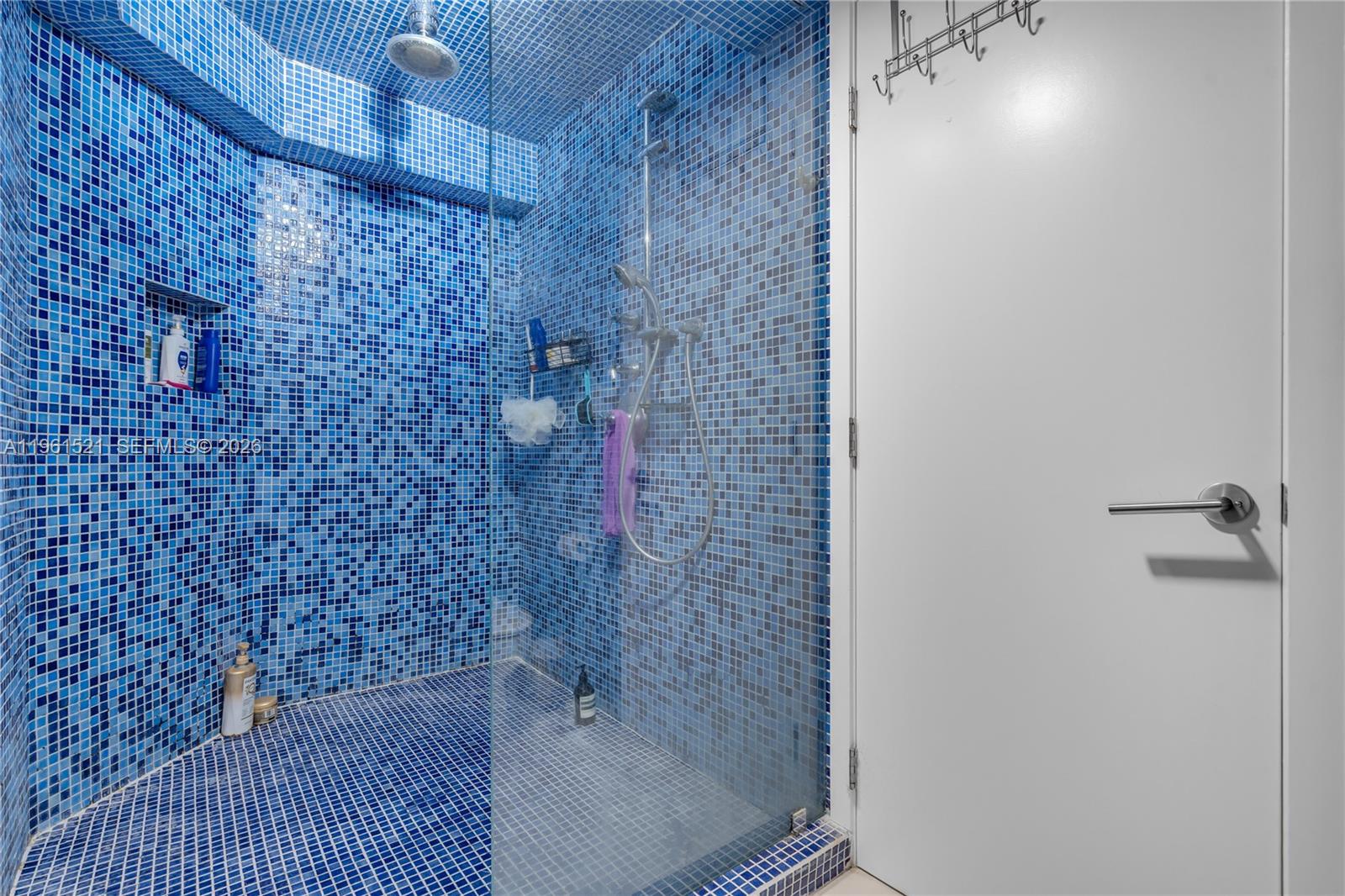 1925 Brickell Ave # 606