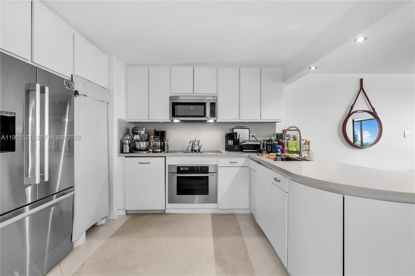 1925 Brickell Ave # 606