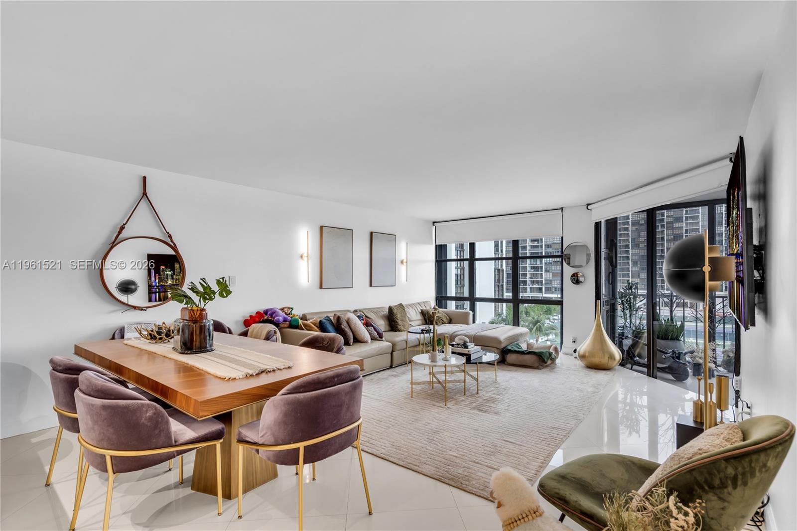 1925 Brickell Ave # 606