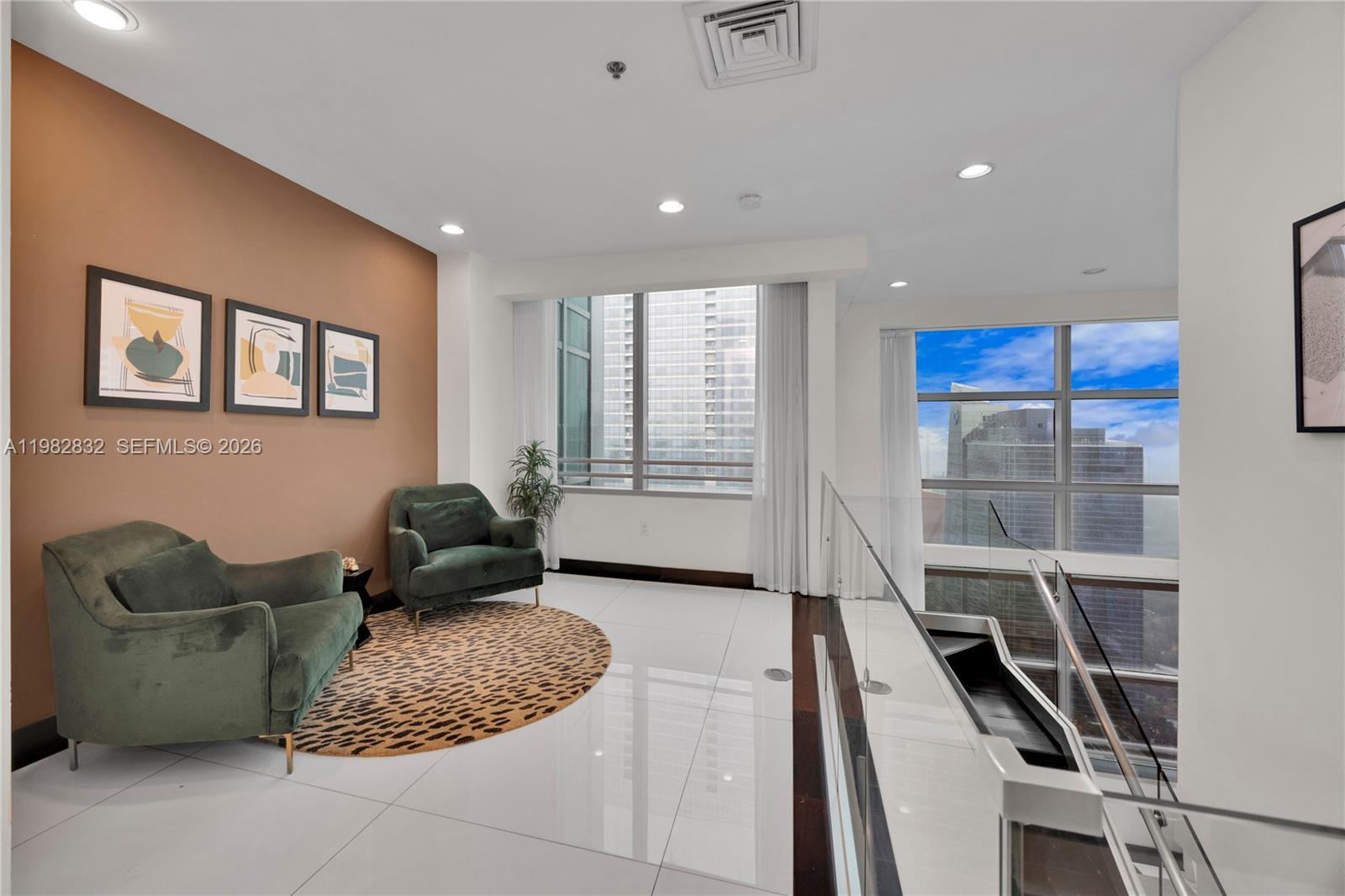 1395 Brickell Ave # 3404