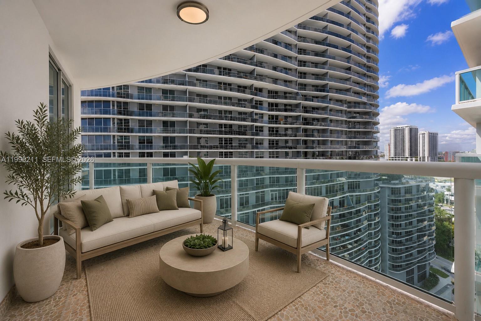1800 N Bayshore Dr # 1901