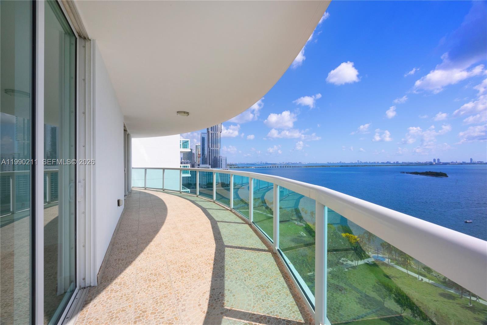 1800 N Bayshore Dr # 1901