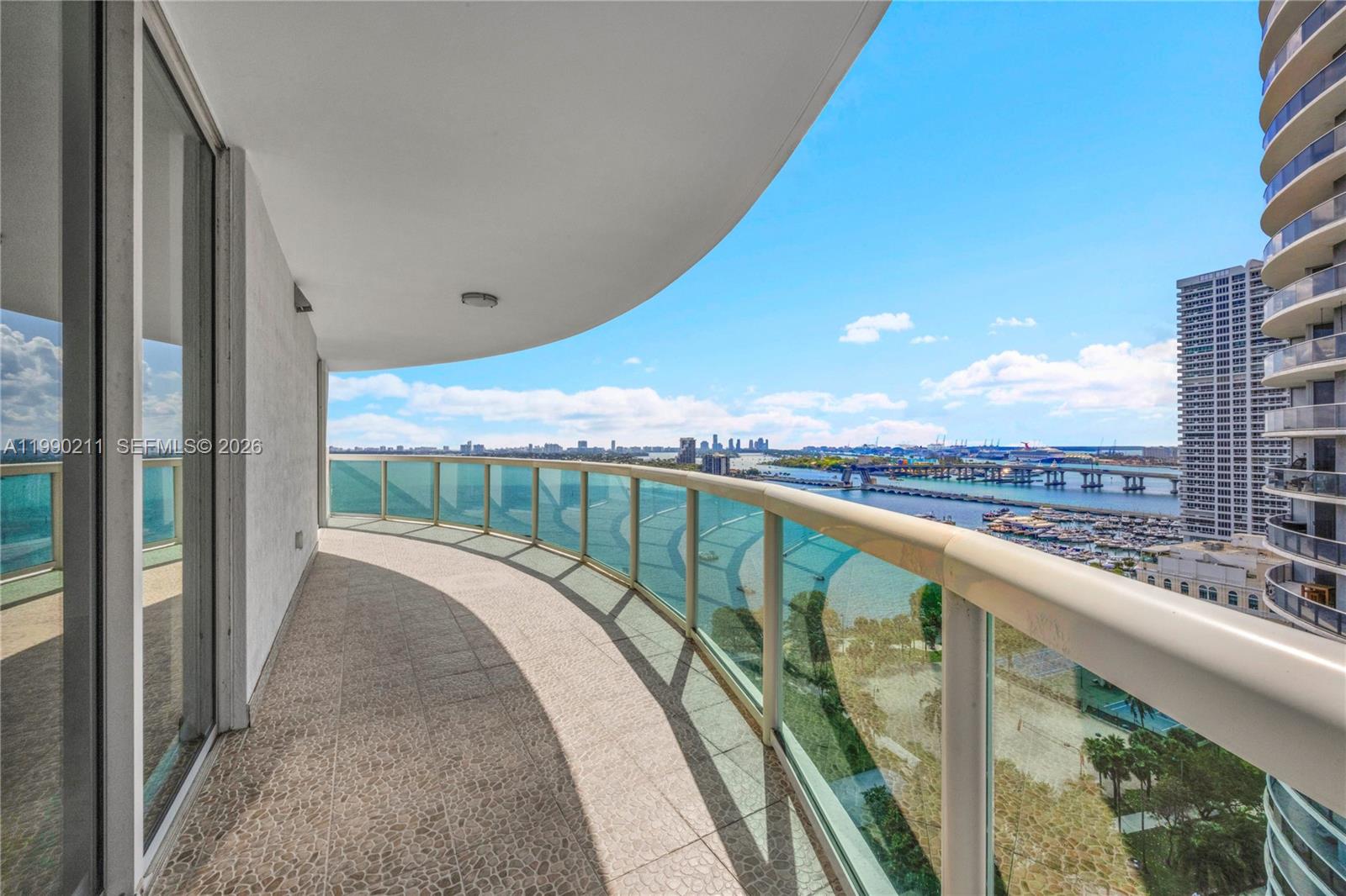 1800 N Bayshore Dr # 1901