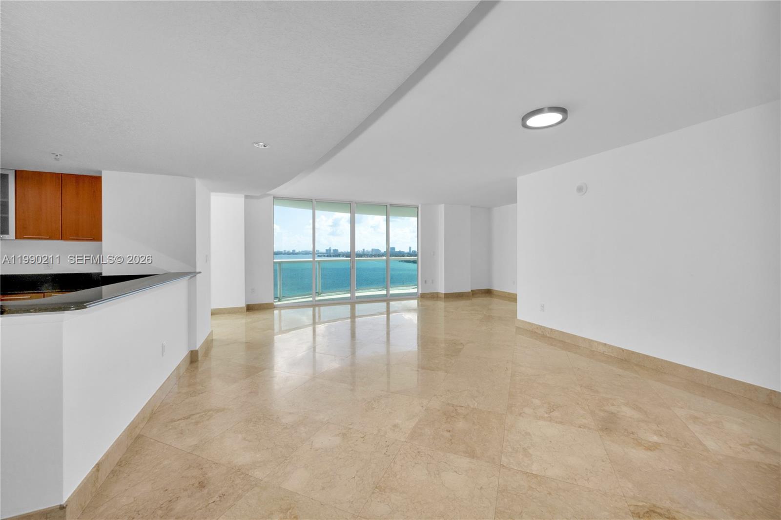 1800 N Bayshore Dr # 1901
