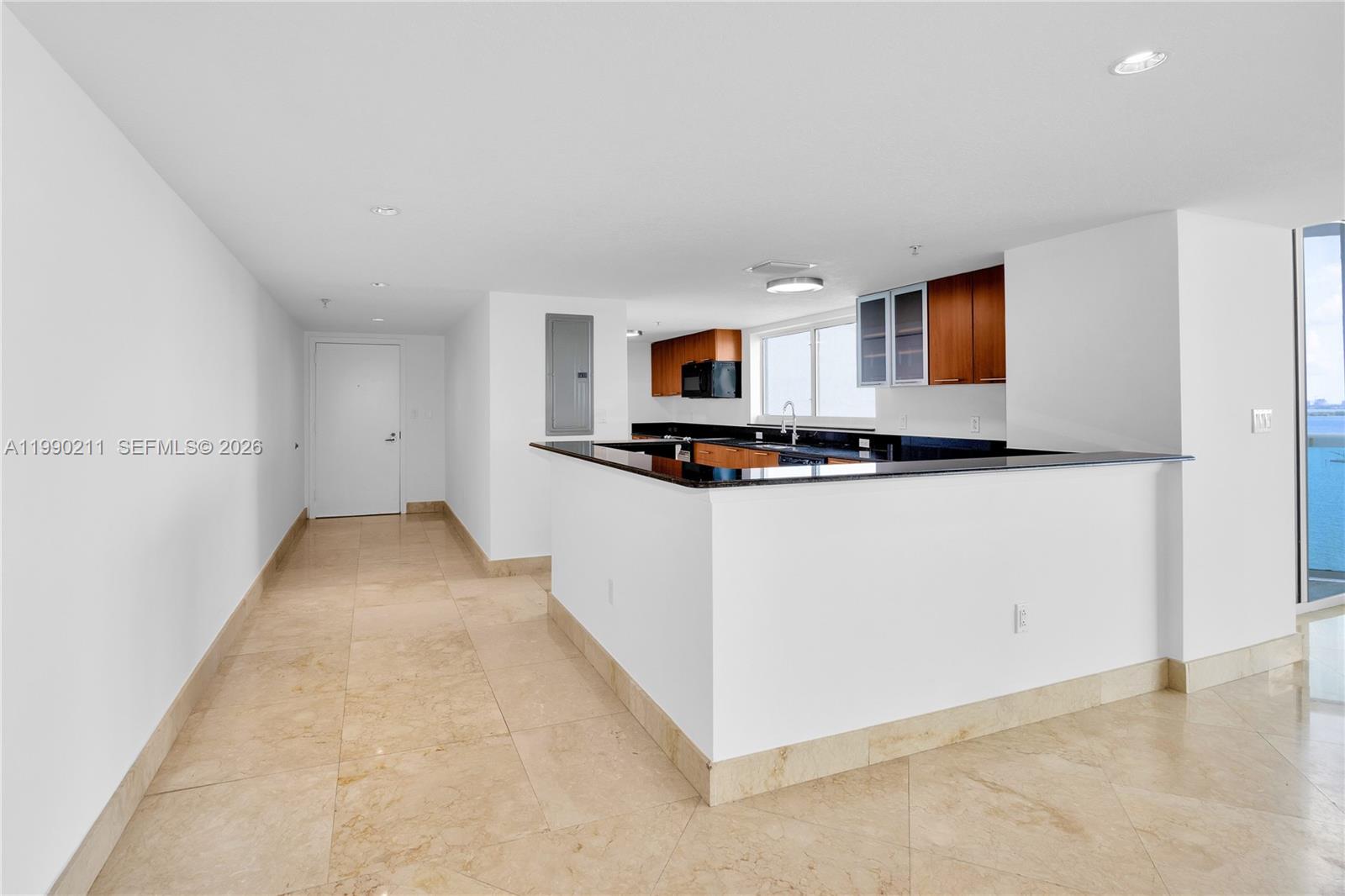 1800 N Bayshore Dr # 1901