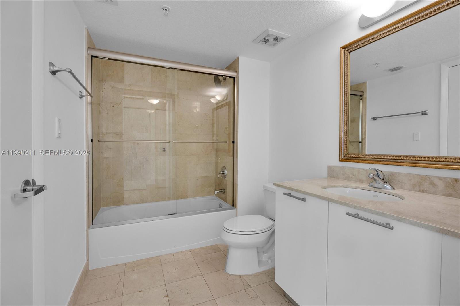 1800 N Bayshore Dr # 1901
