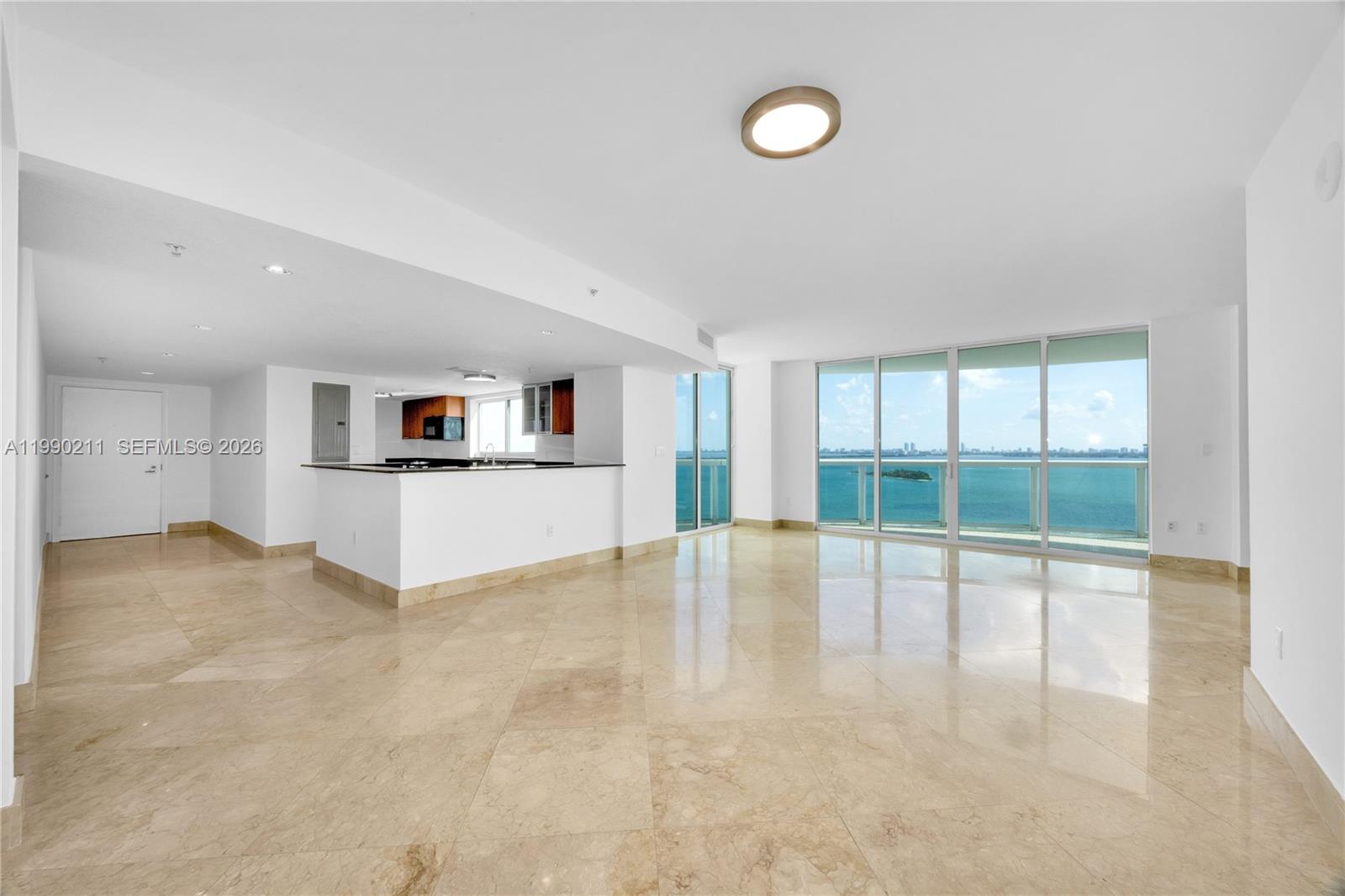 1800 N Bayshore Dr # 1901