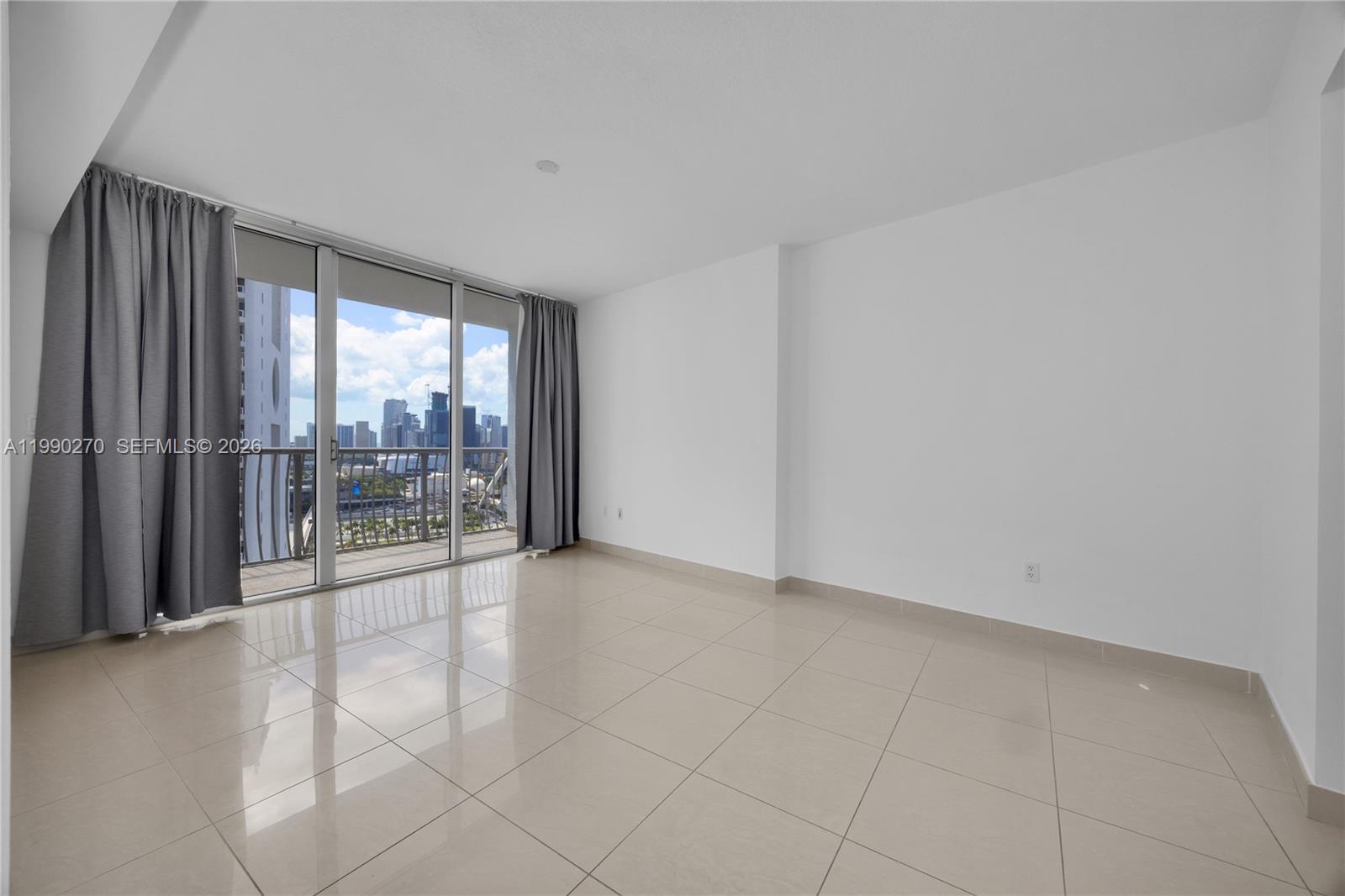 1750 N Bayshore Dr # 2804