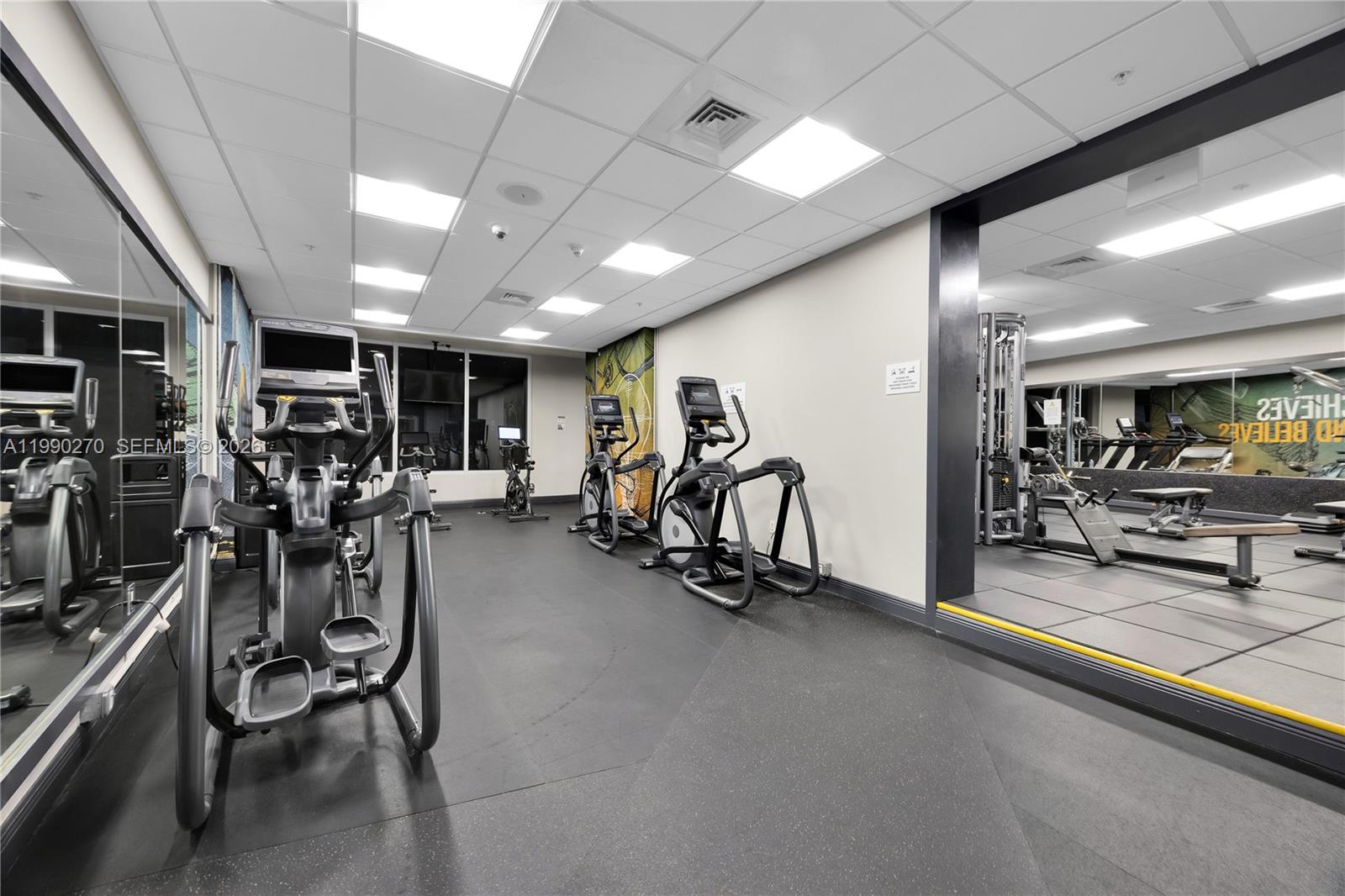 1750 N Bayshore Dr # 2804