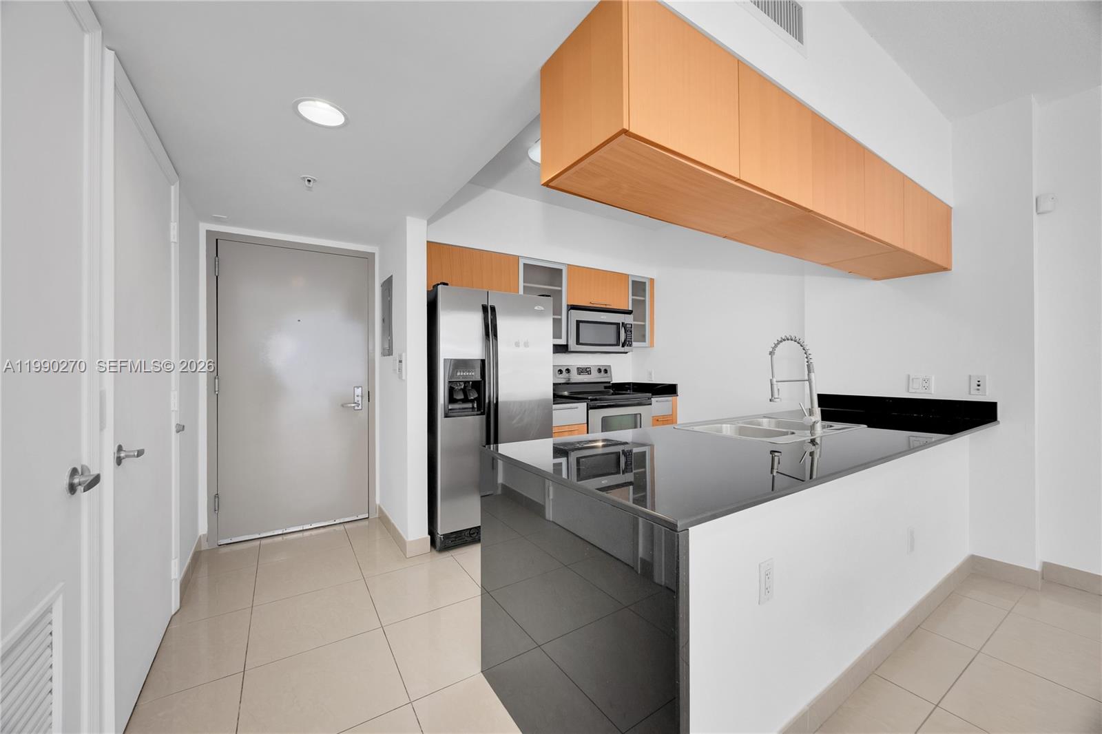 1750 N Bayshore Dr # 2804