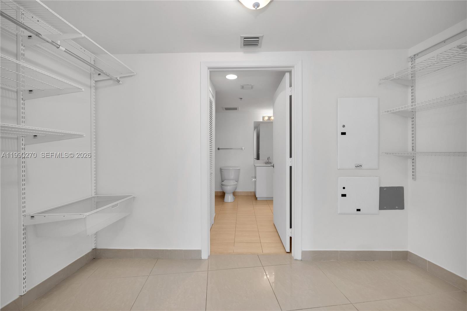 1750 N Bayshore Dr # 2804