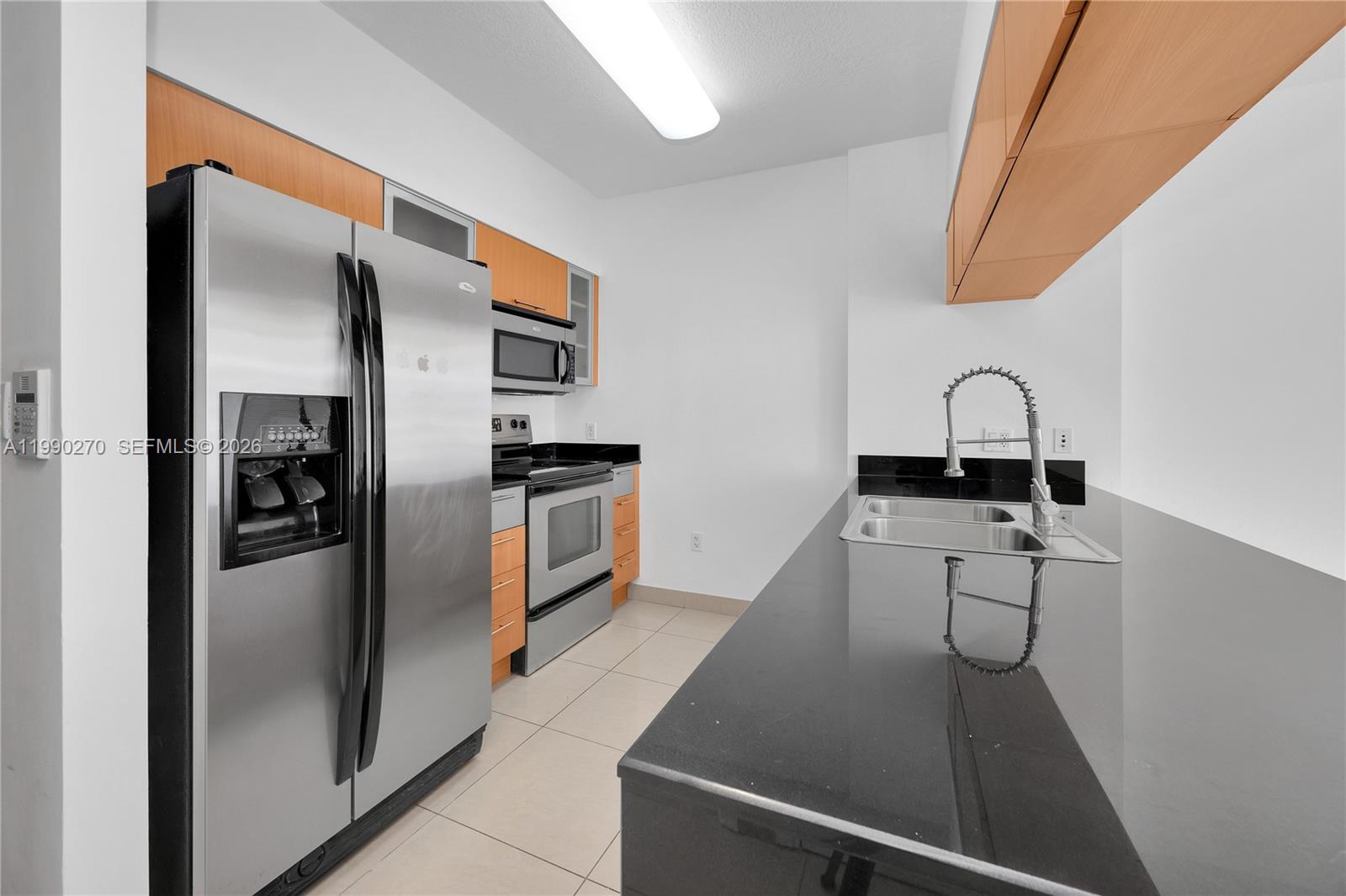 1750 N Bayshore Dr # 2804