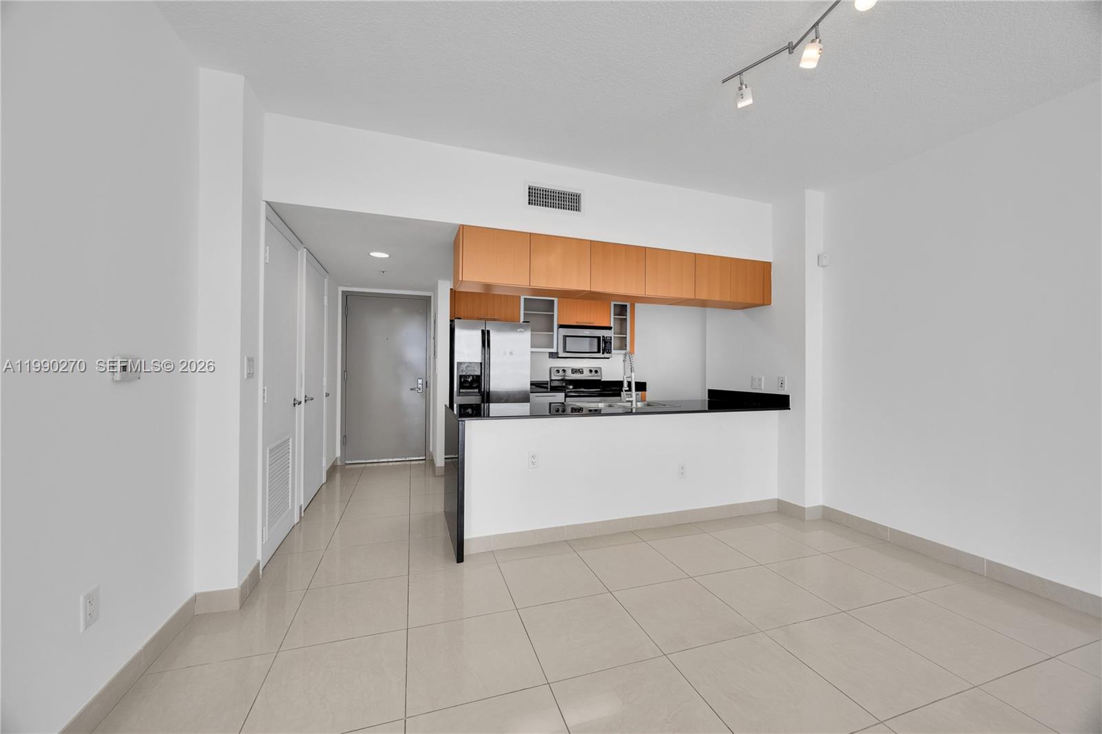 1750 N Bayshore Dr # 2804