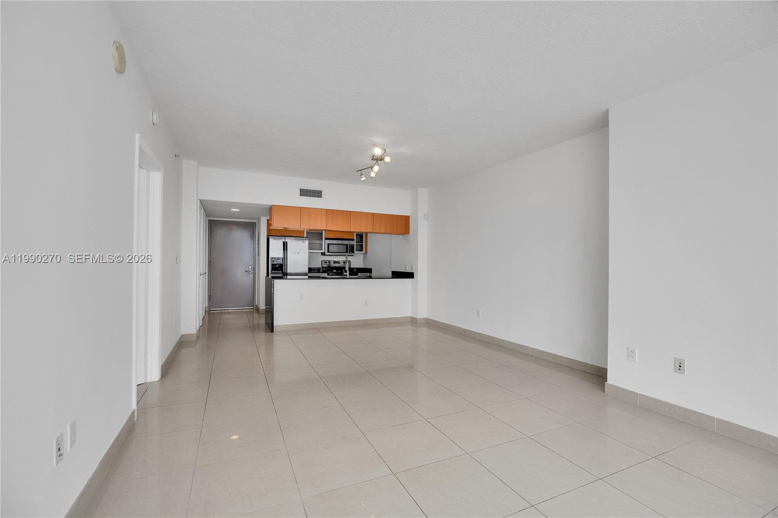 1750 N Bayshore Dr # 2804