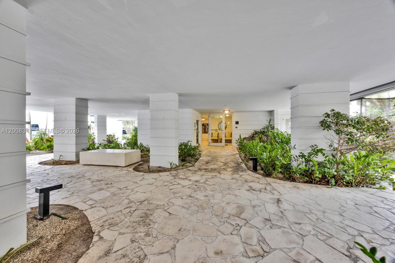 607 Ocean Dr # 11K