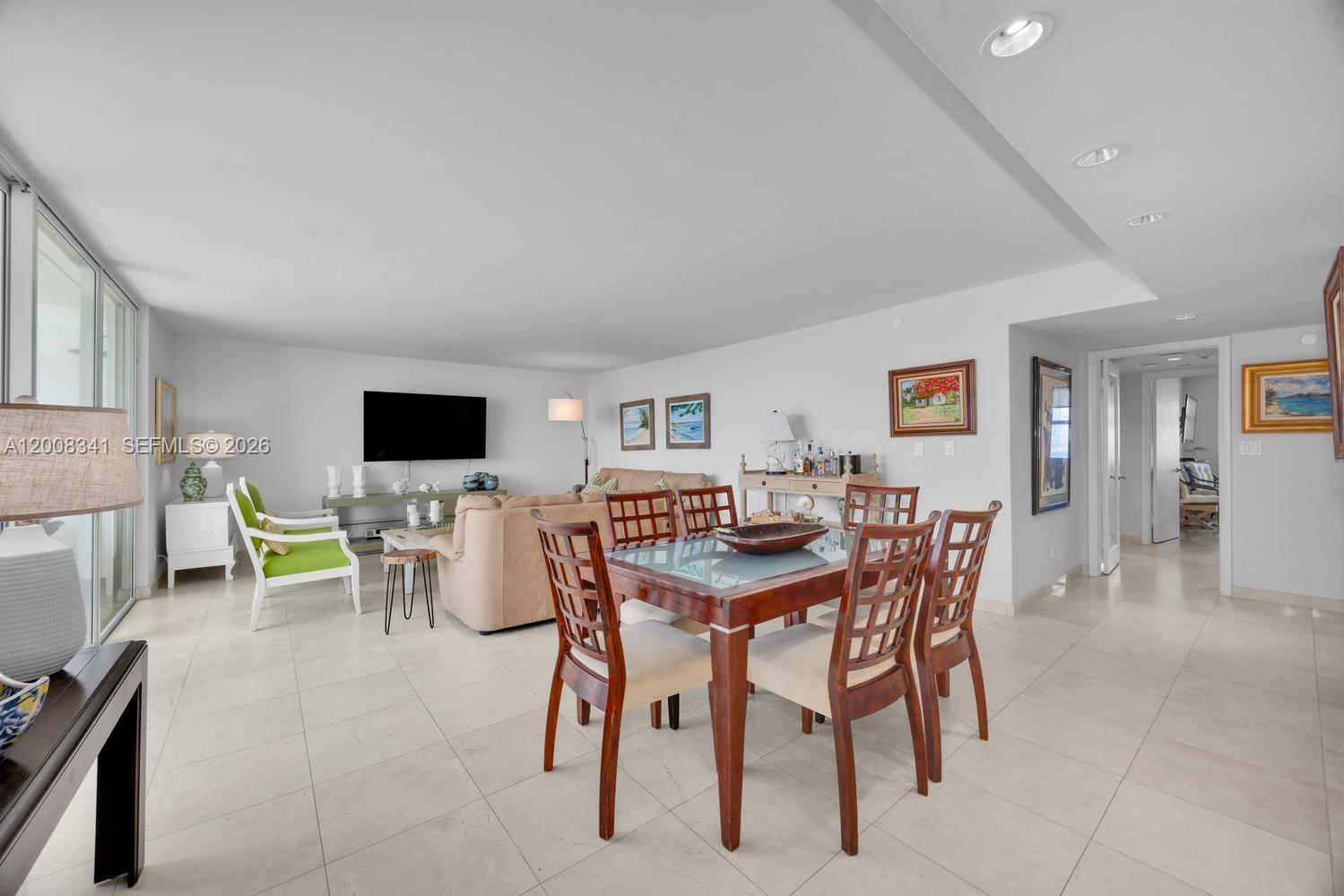 607 Ocean Dr # 11K