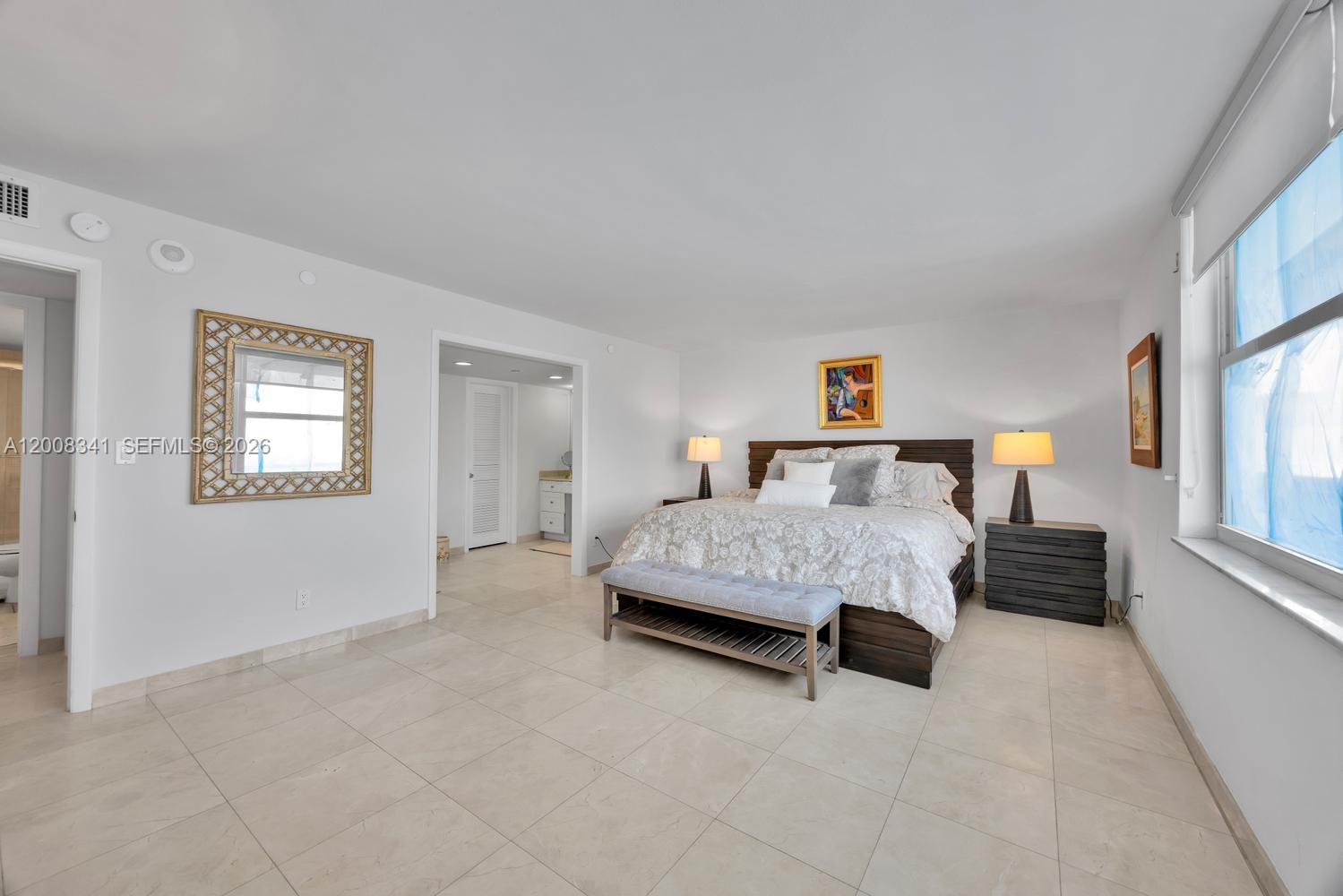 607 Ocean Dr # 11K