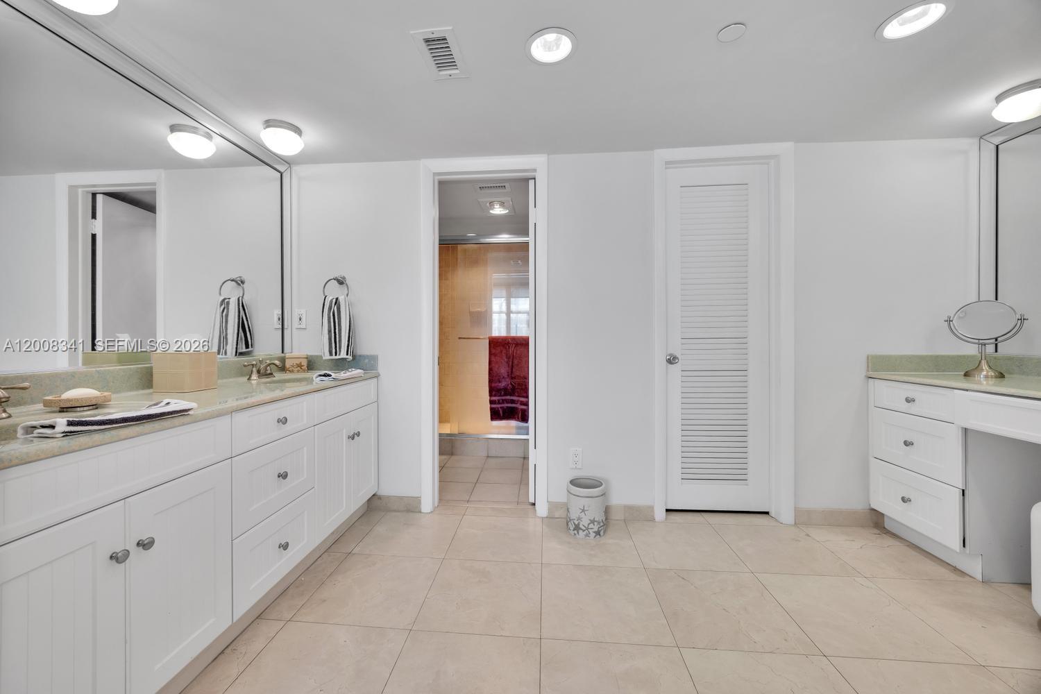 607 Ocean Dr # 11K