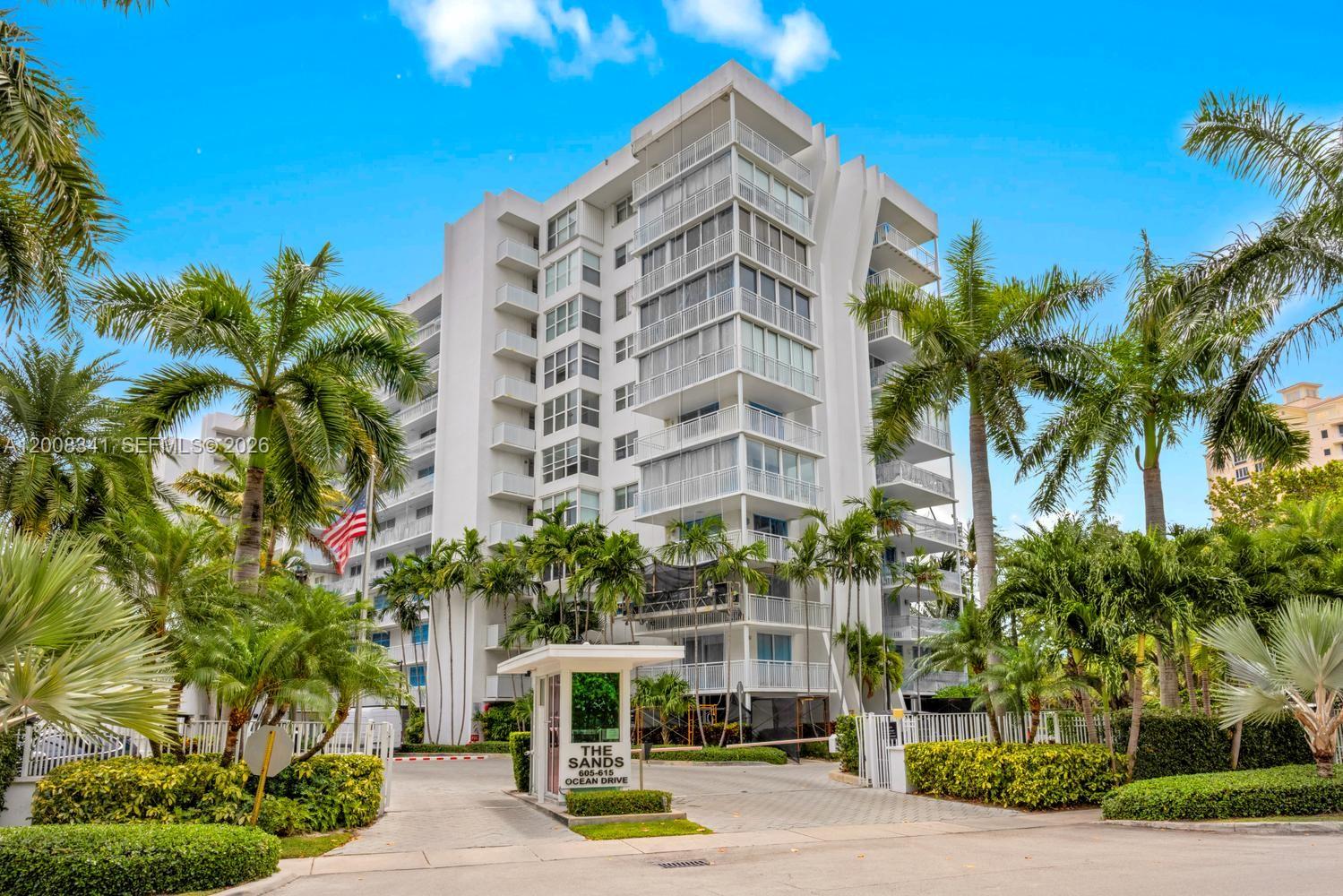 607 Ocean Dr # 11K