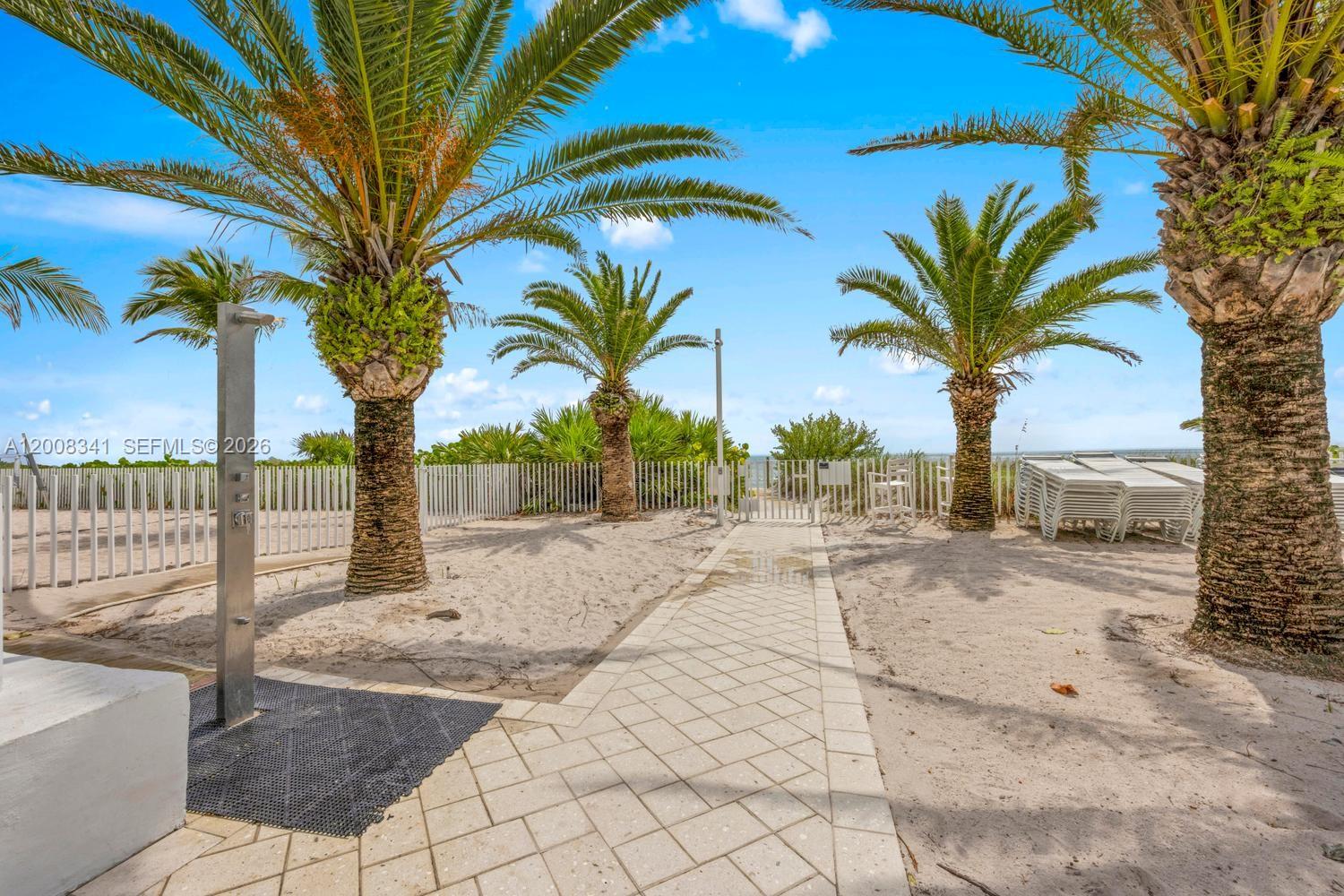607 Ocean Dr # 11K