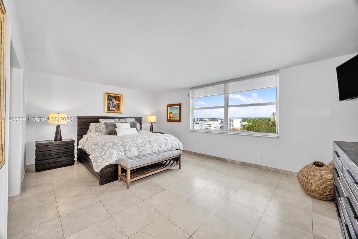 607 Ocean Dr # 11K