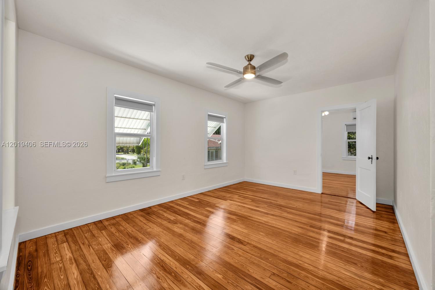 1351 SW 40th Ave Unit: 1/2