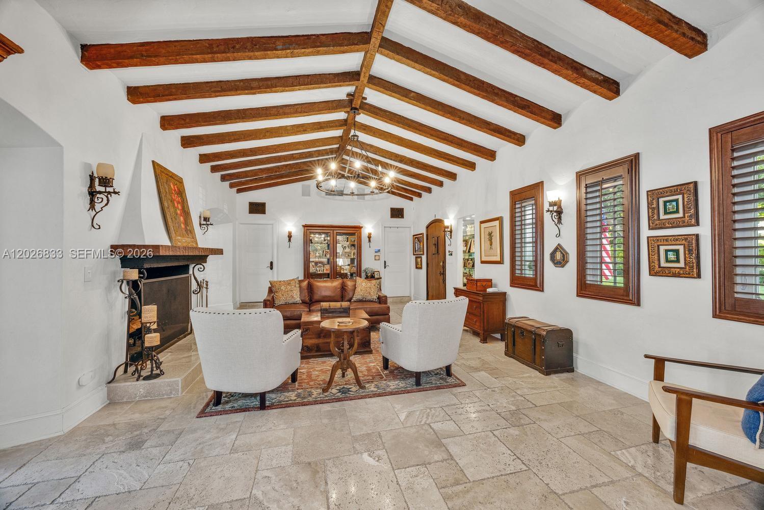 1809 Granada Blvd