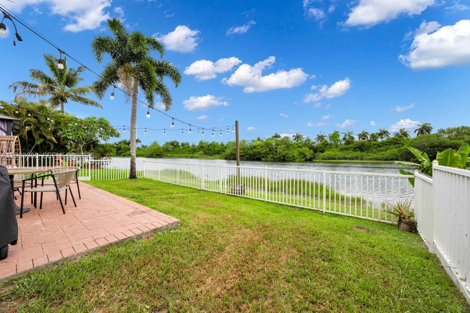 18018 SW 30th Ct