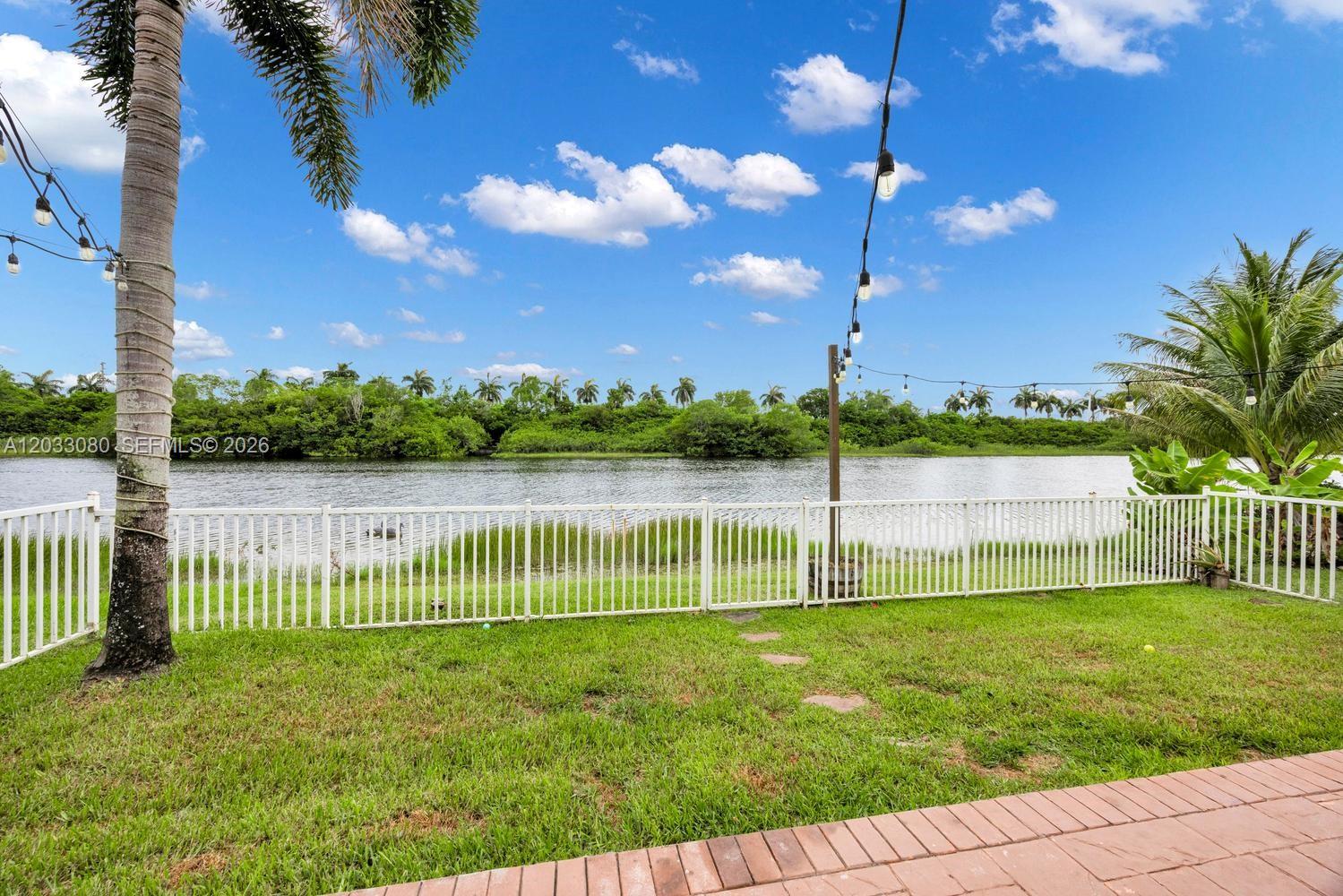 18018 SW 30th Ct