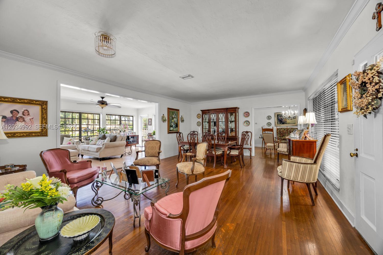 740 Jeronimo Dr