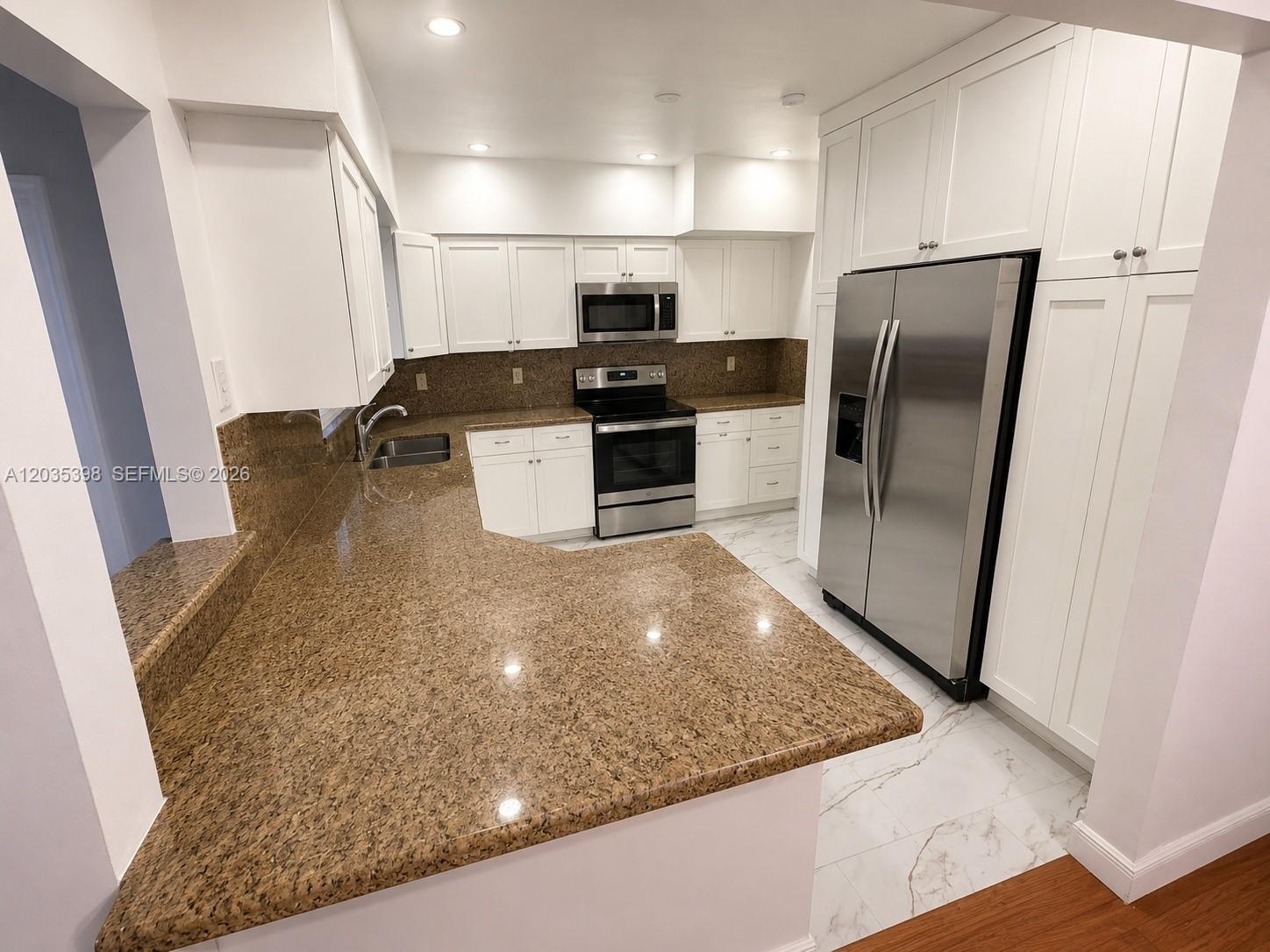 155 Ponce De Leon Blvd
