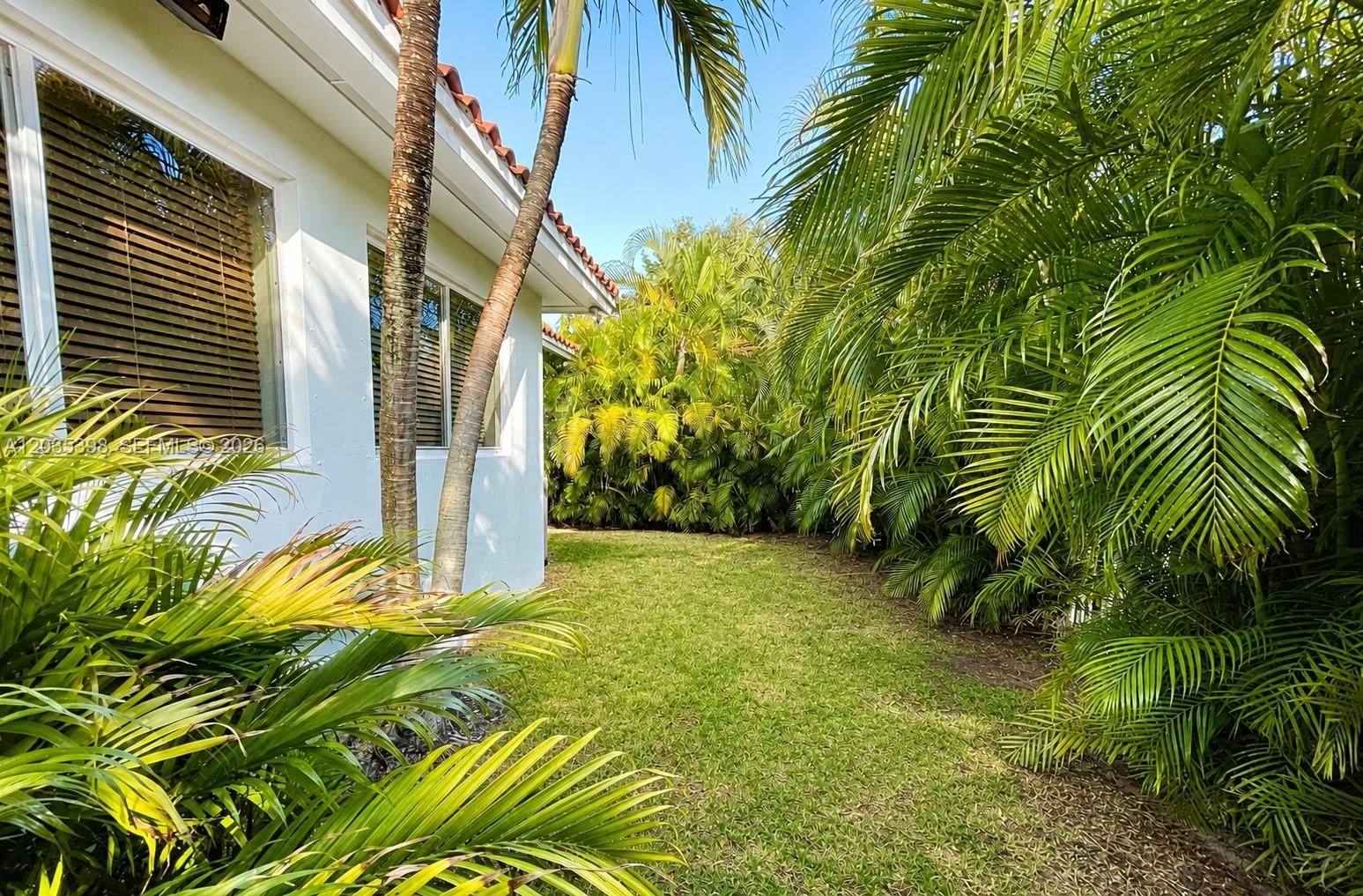 155 Ponce De Leon Blvd