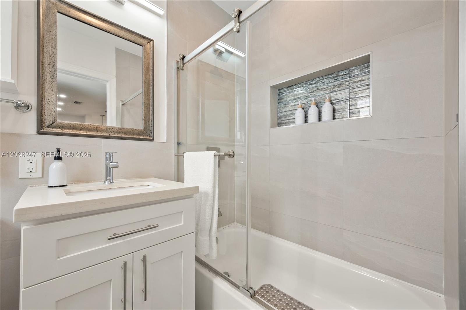 329 SW 15th Ave